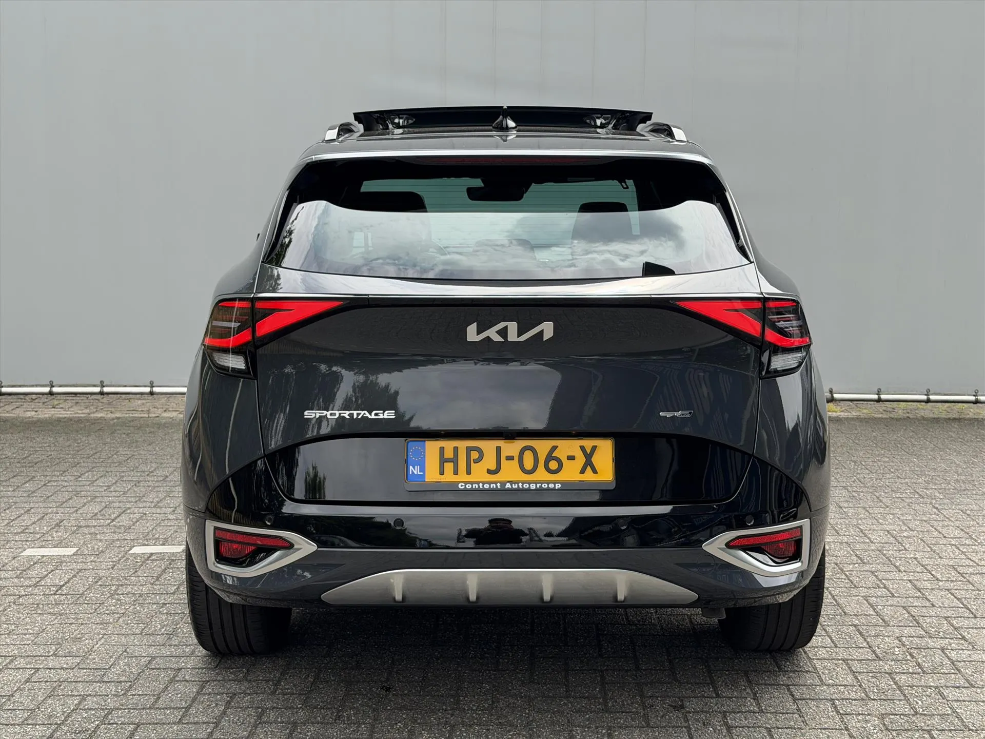 Kia Sportage met kenteken HPJ-06-X – dashboard