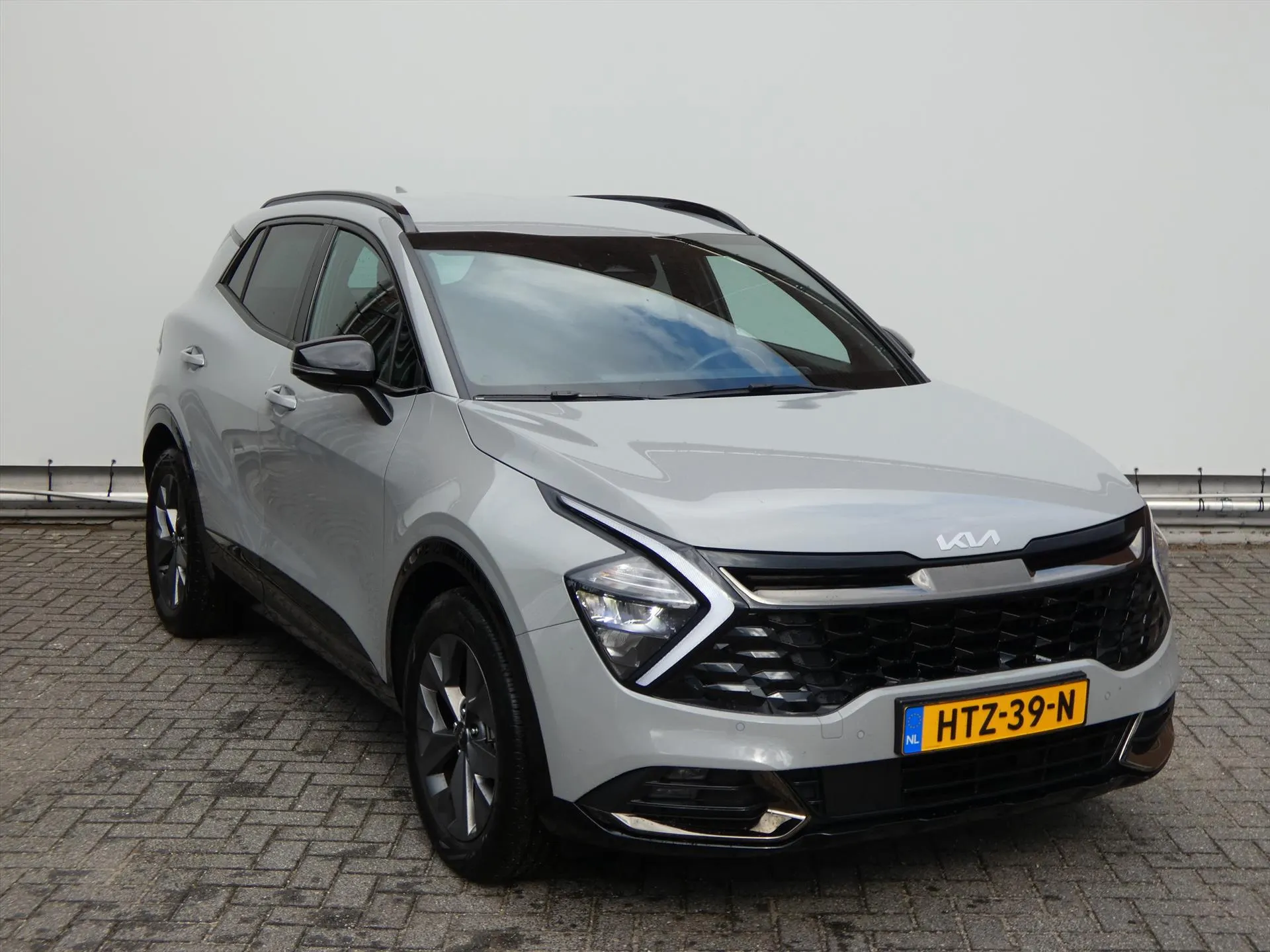 Kia Sportage met kenteken HTZ-39-N – interieur