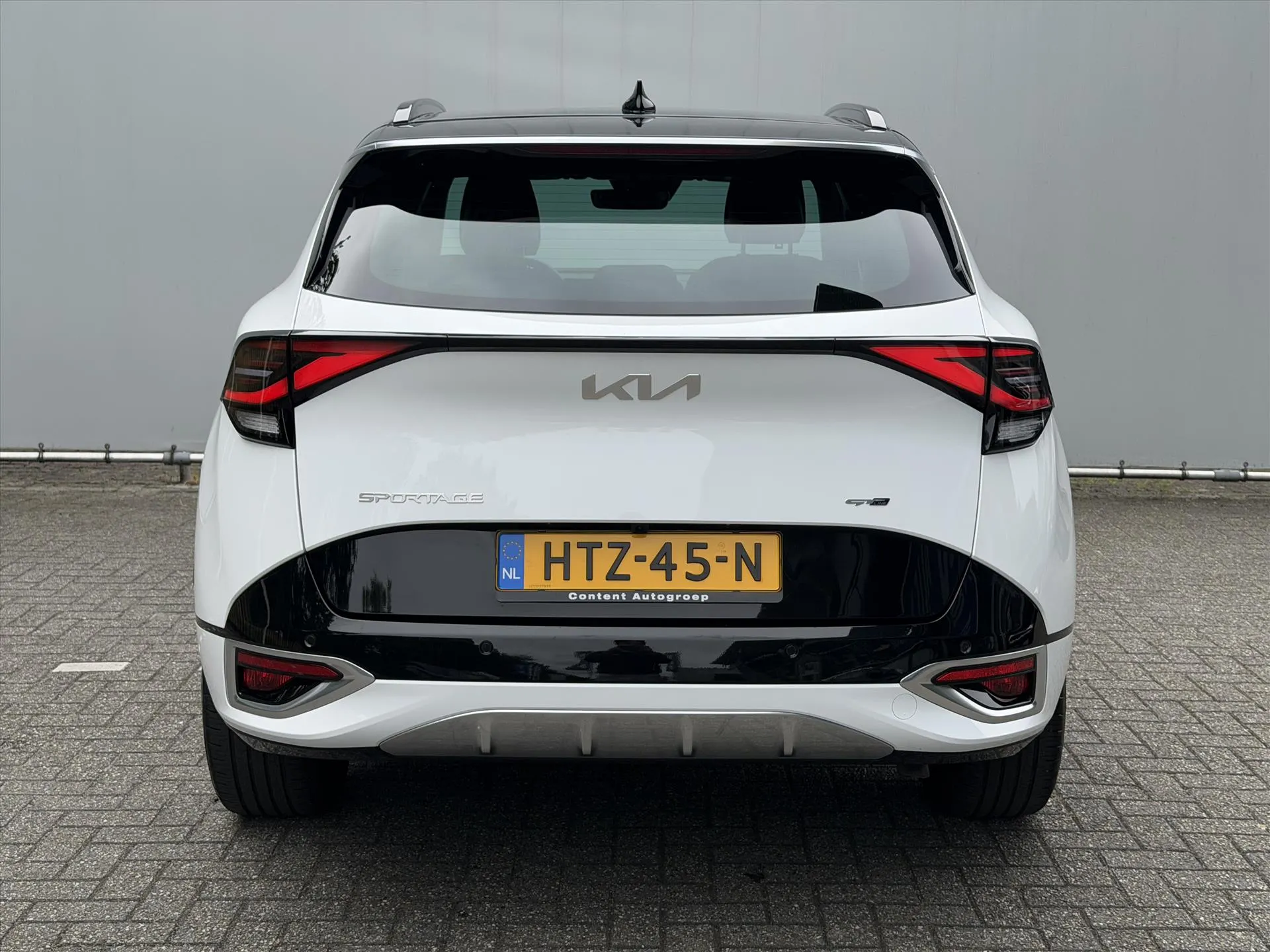 Kia Sportage met kenteken HTZ-45-N – dashboard