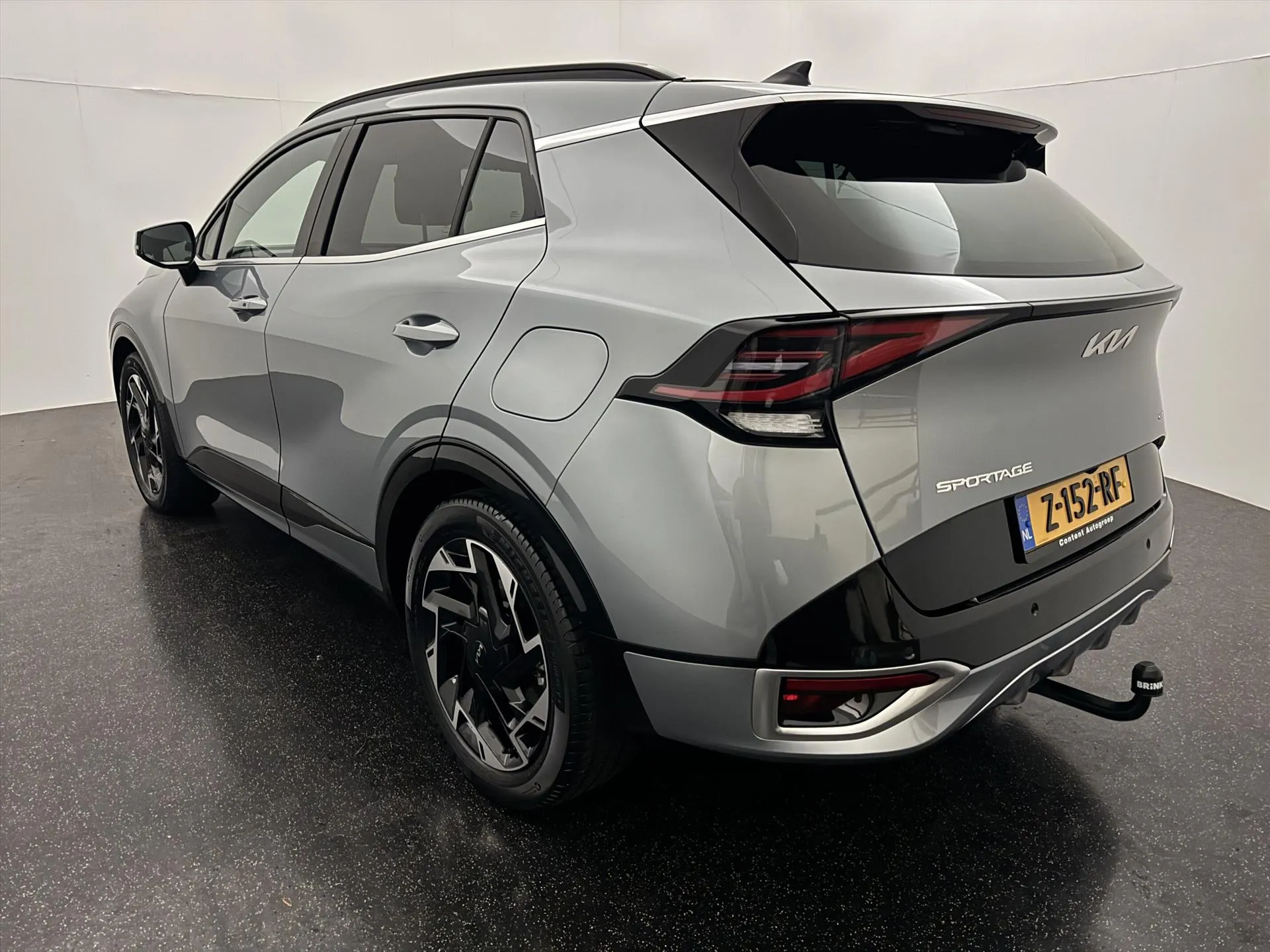 Kia Sportage met kenteken Z-152-RF – interieur
