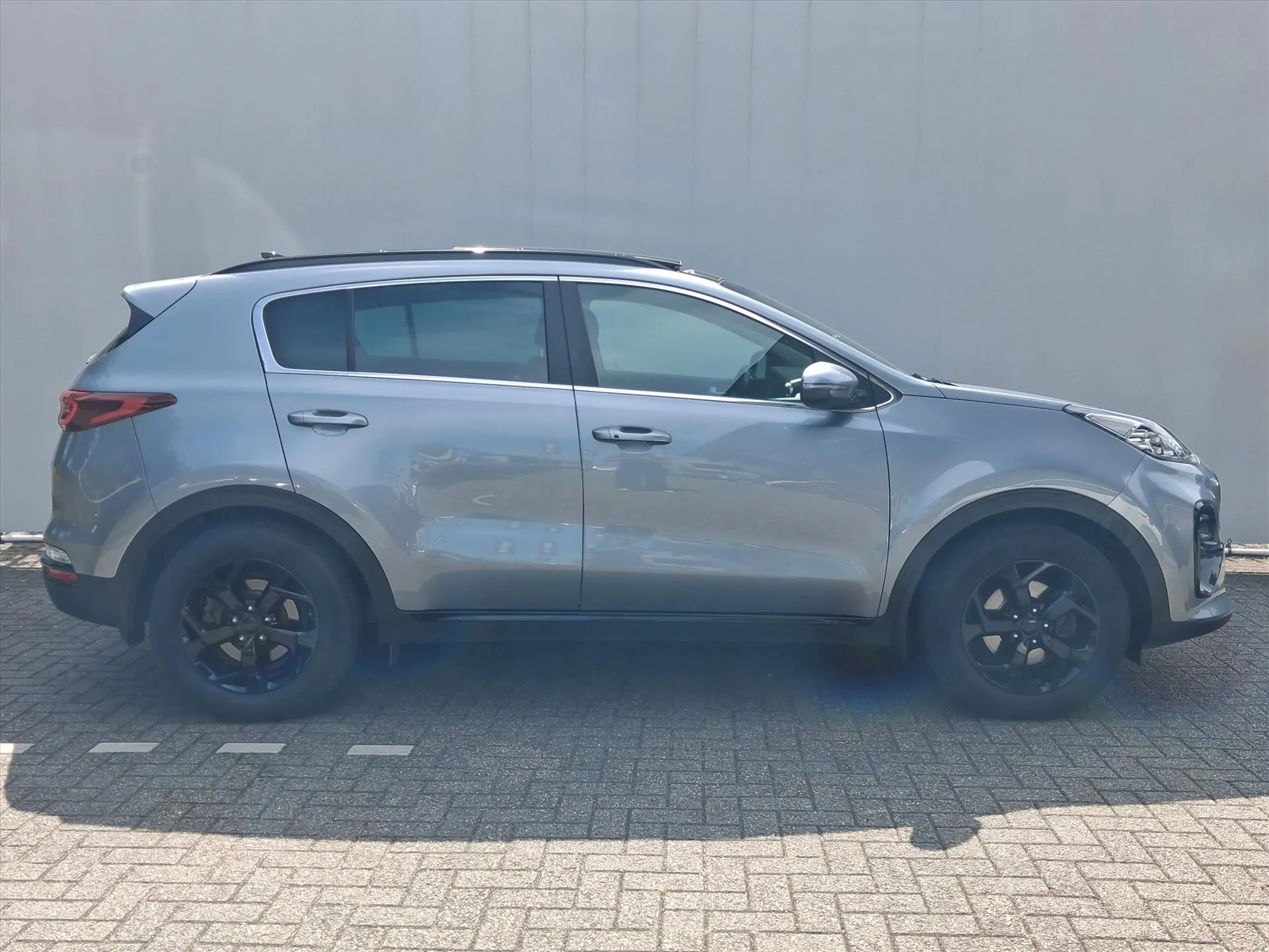 Kia Sportage met kenteken Z-265-PG – dashboard