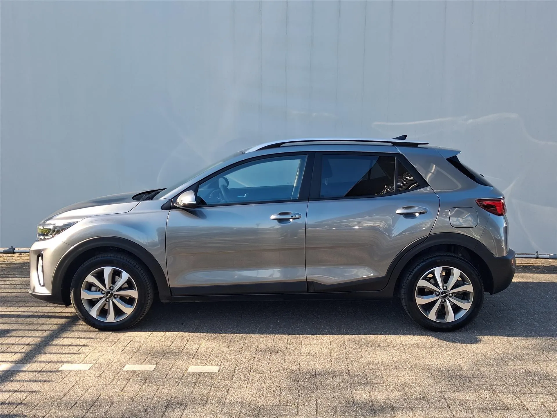 Kia Stonic met kenteken HZP-30-V – achteraanzicht