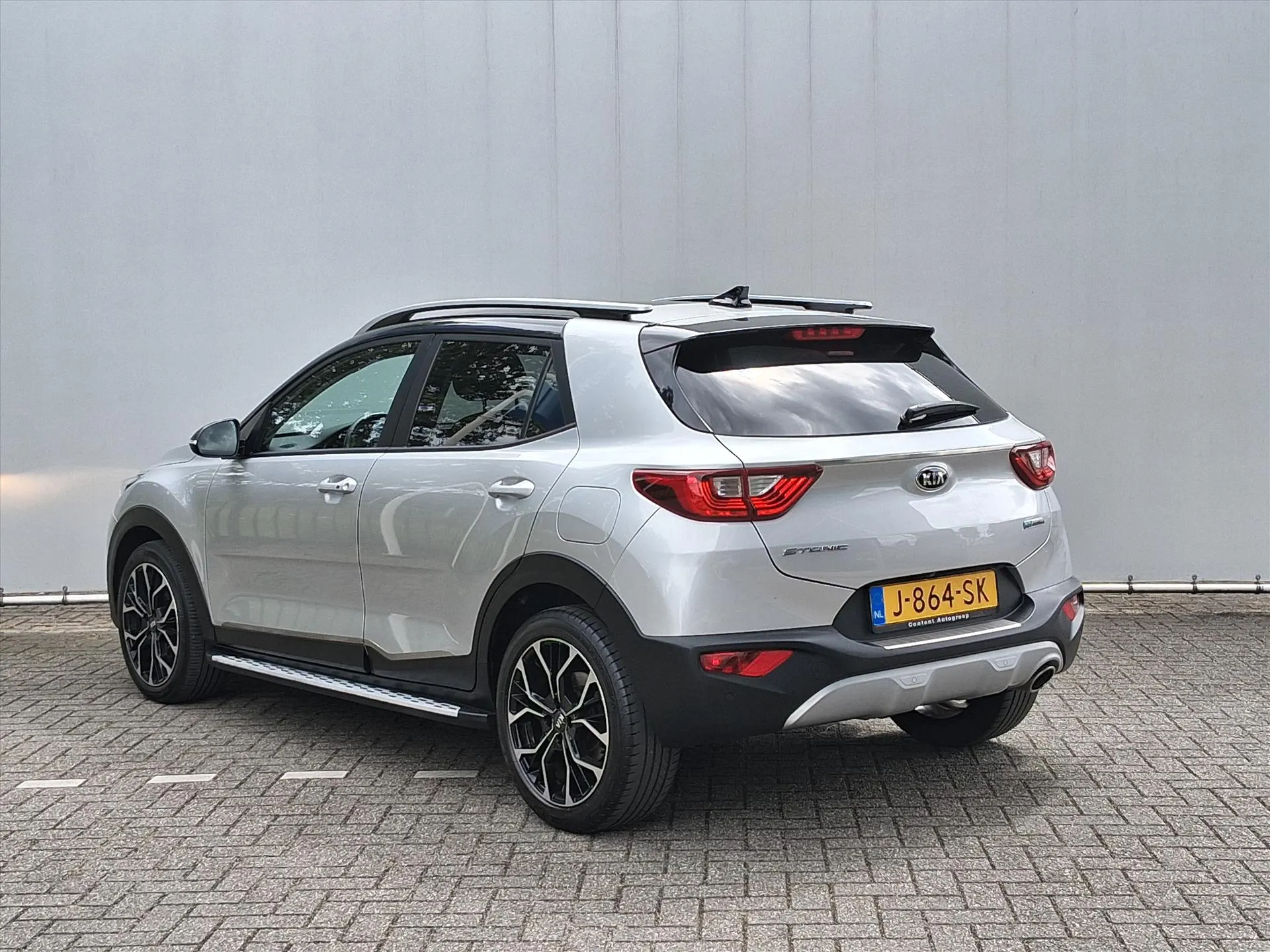 Kia Stonic met kenteken J-864-SK – interieur