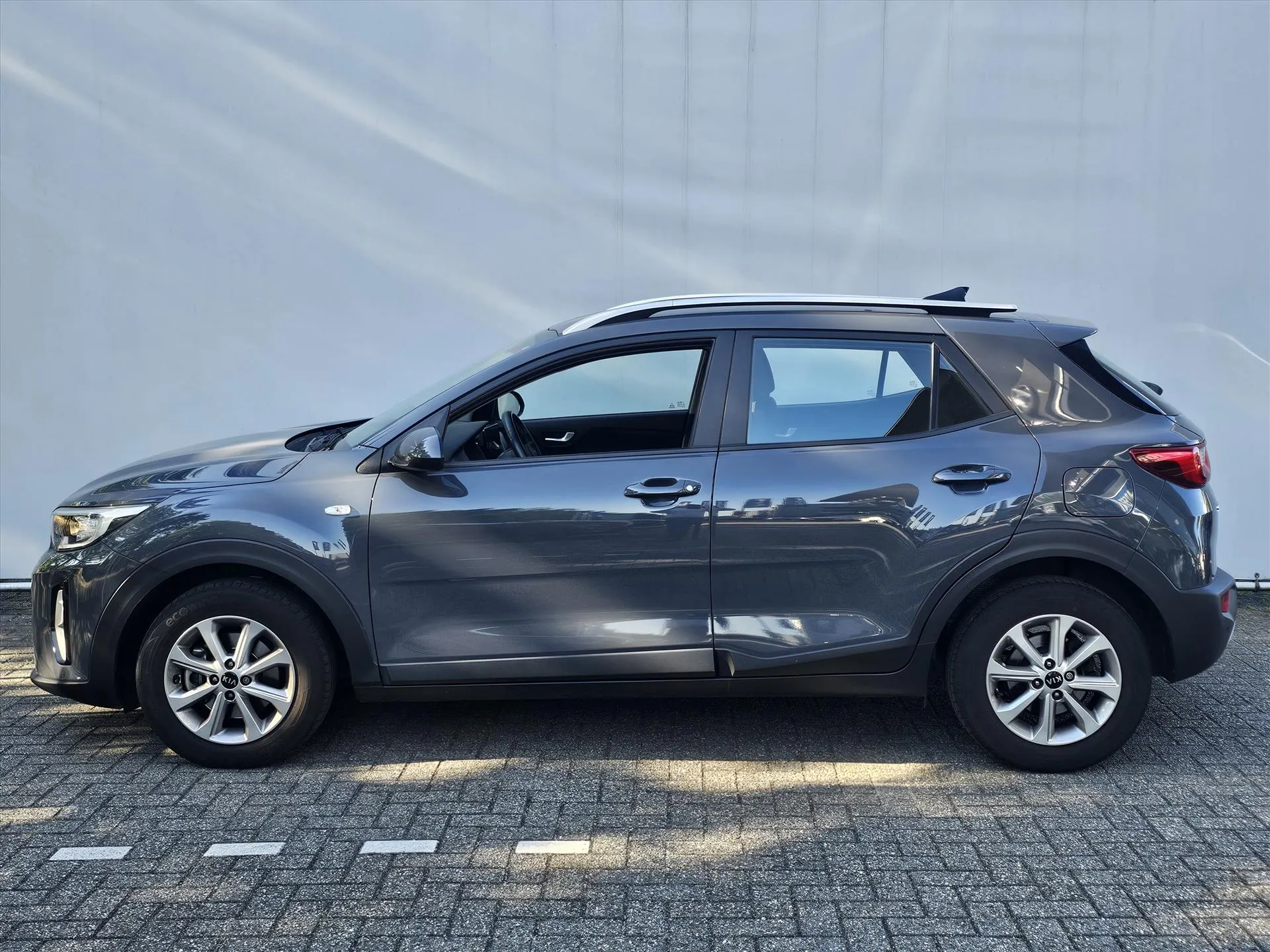 Kia Stonic met kenteken K-411-VK – achteraanzicht