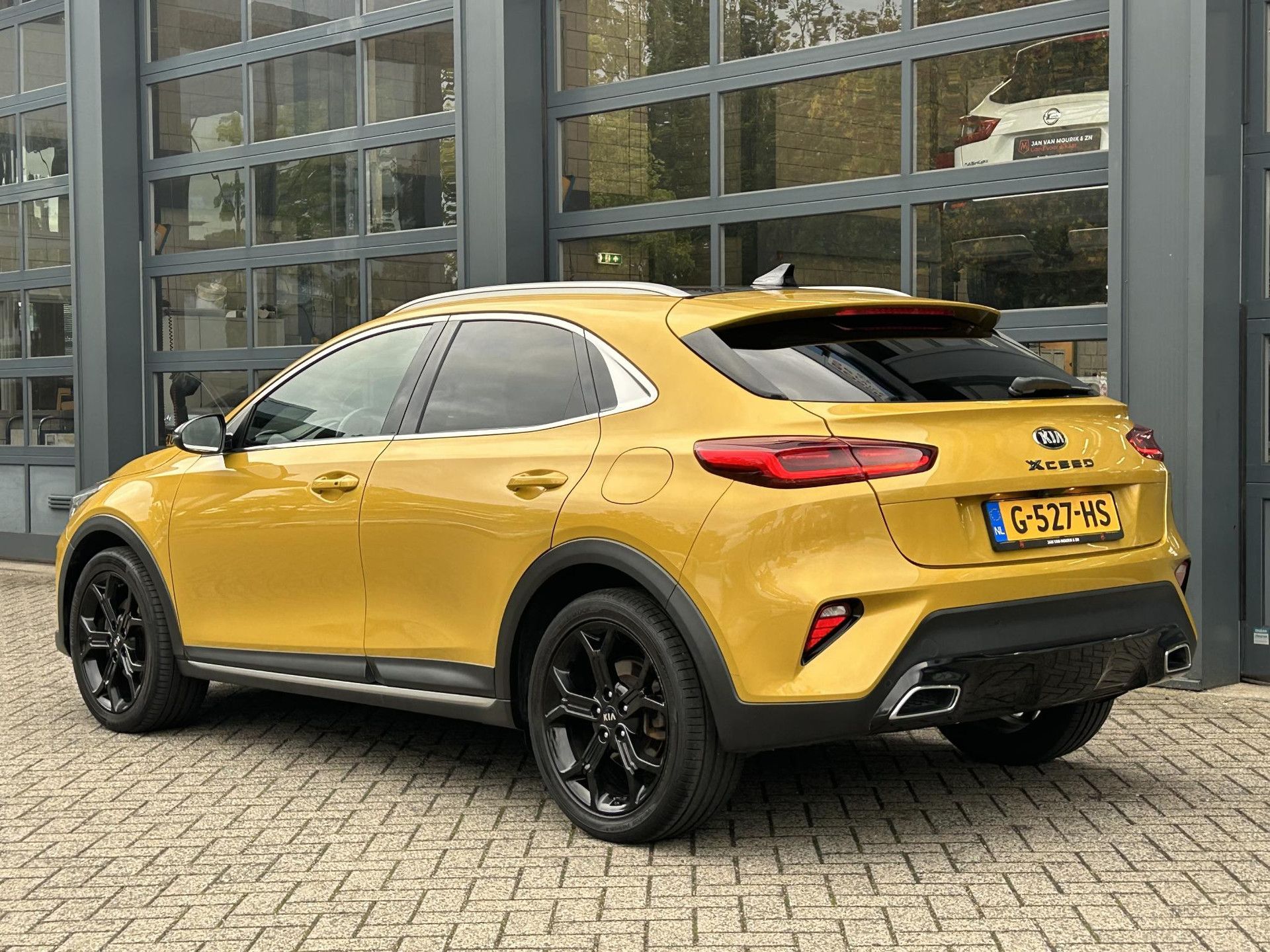 Kia Xceed met kenteken G-527-HS – achteraanzicht
