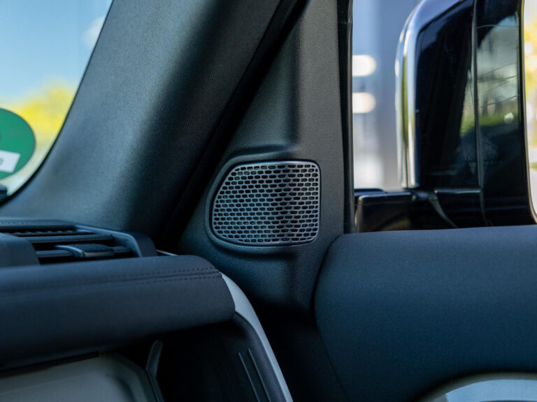 Land Rover Defender – vooraanzicht