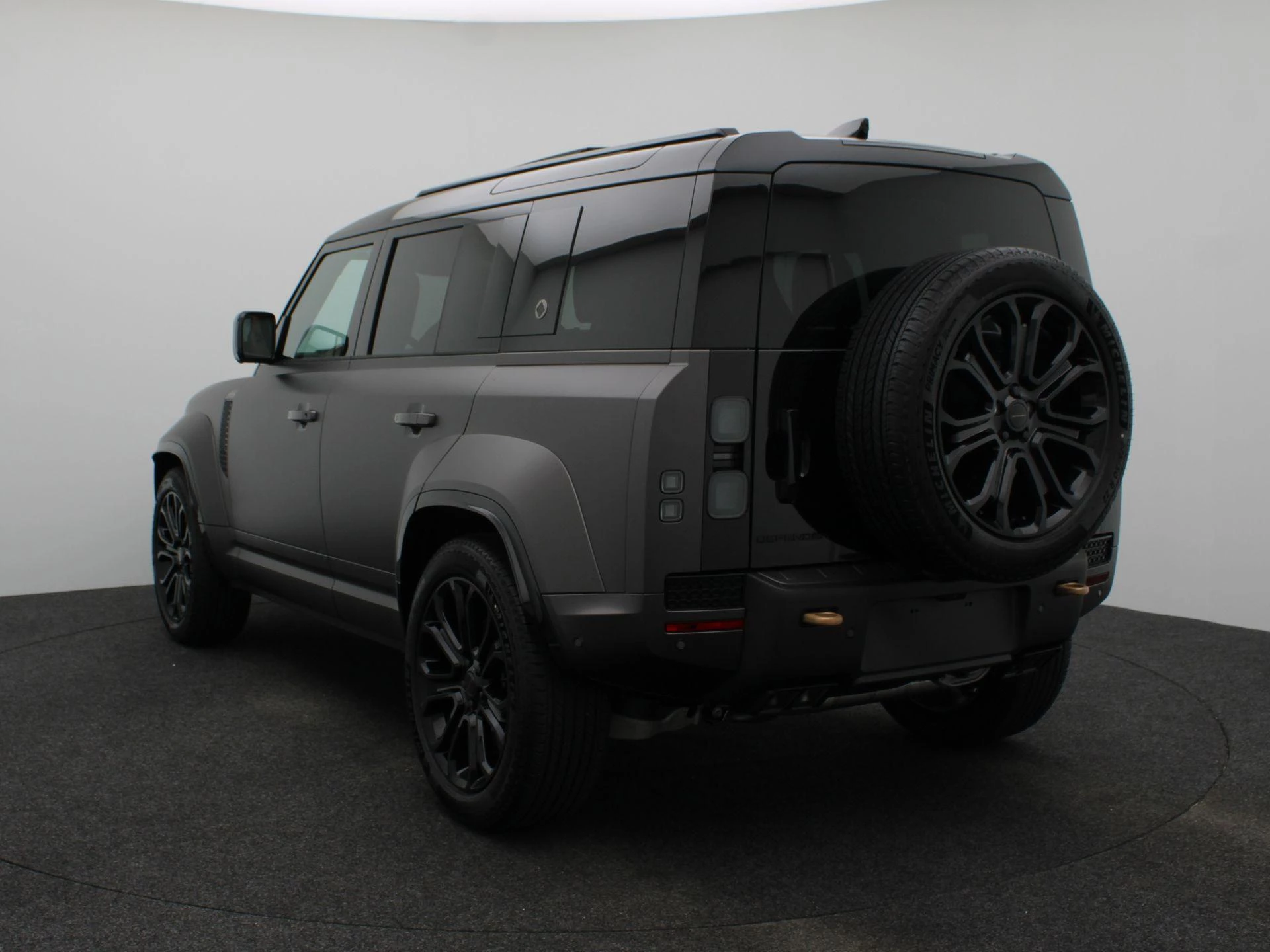 Land Rover RoverDefender – autofoto 2