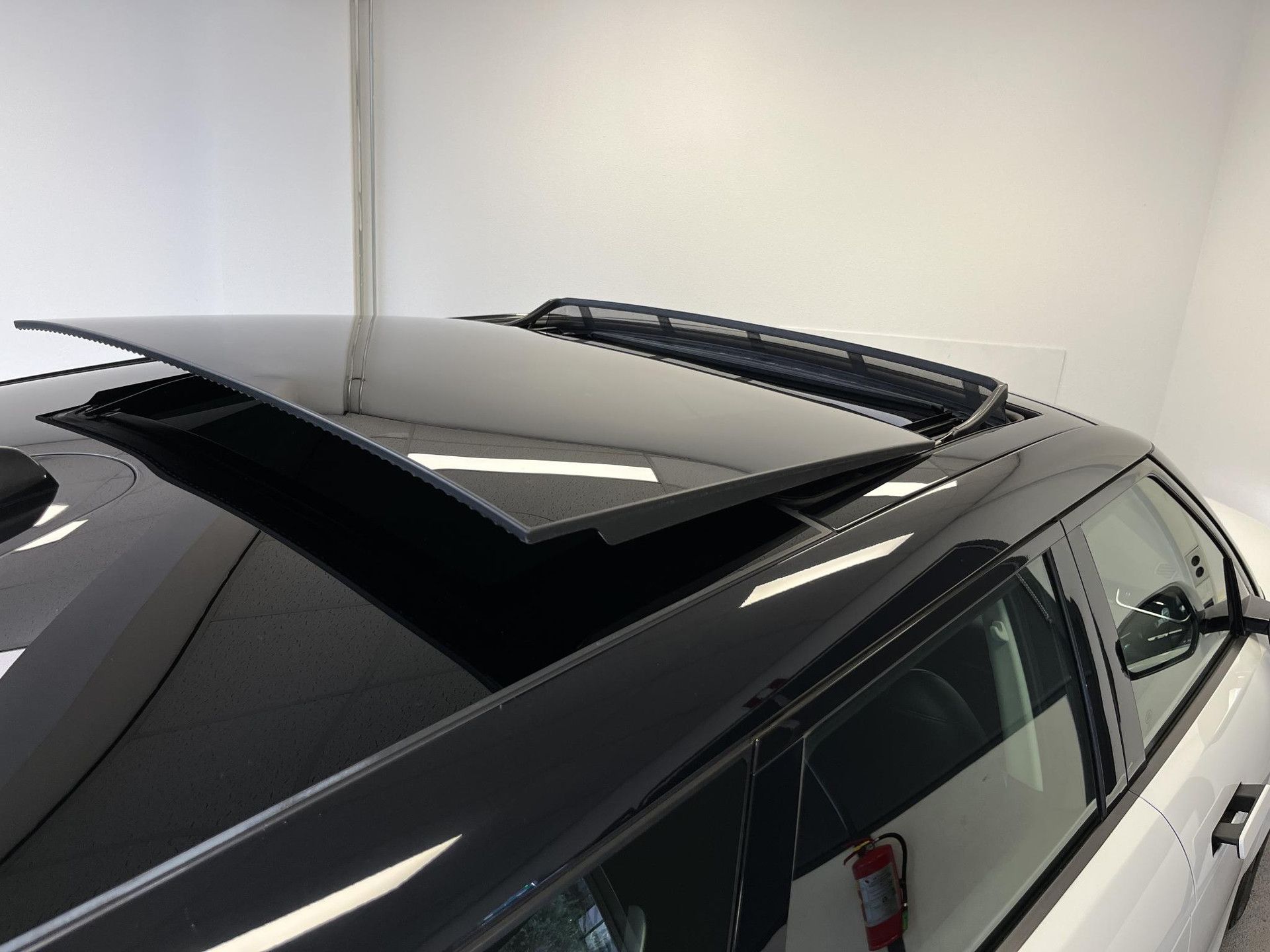 Land Rover RoverRangeRoverEvoque met kenteken K-502-DL – detailfoto