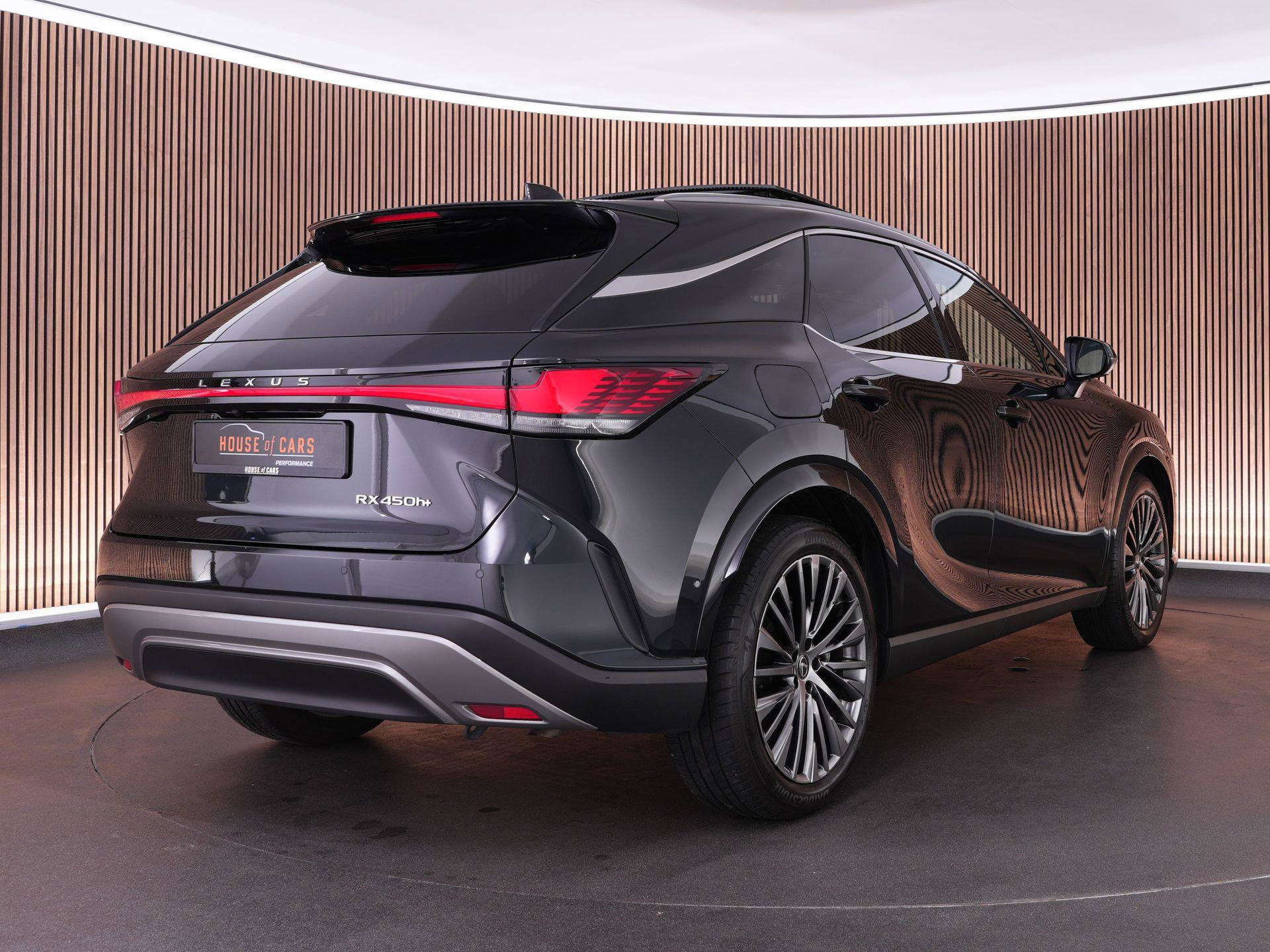 Lexus RX – achteraanzicht