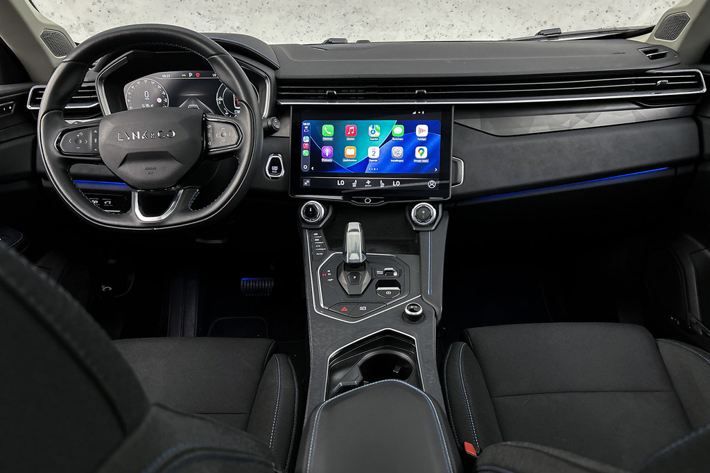 Lynk & Co 1 – dashboard