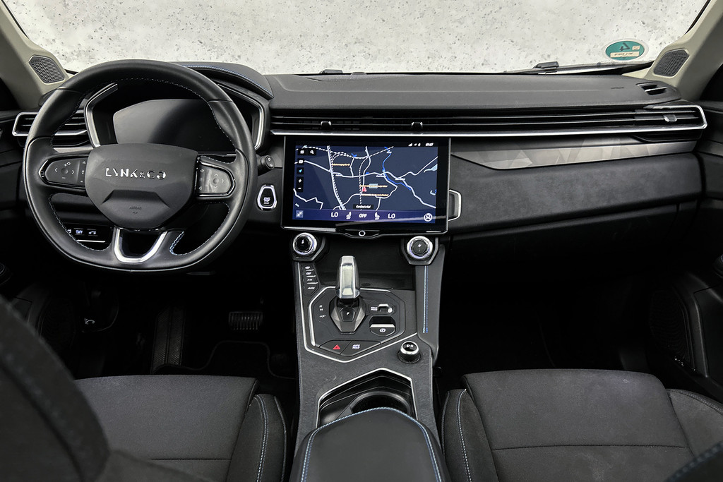 Lynk & Co 1 – dashboard