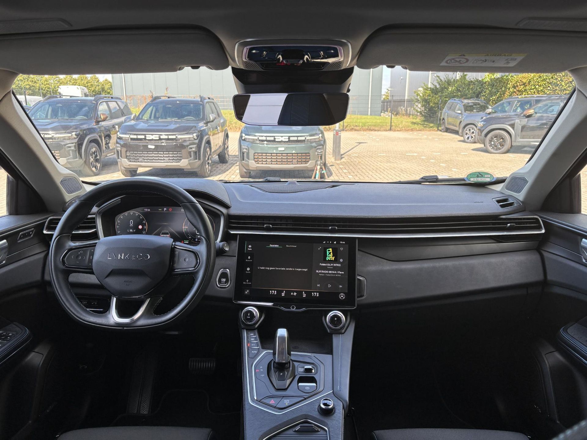 Lynk & Co &Co01 met kenteken GZB-34-S – interieur