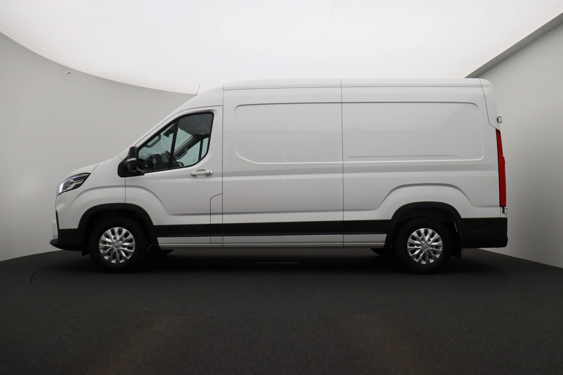 Maxus eDeliver9 – autofoto 4