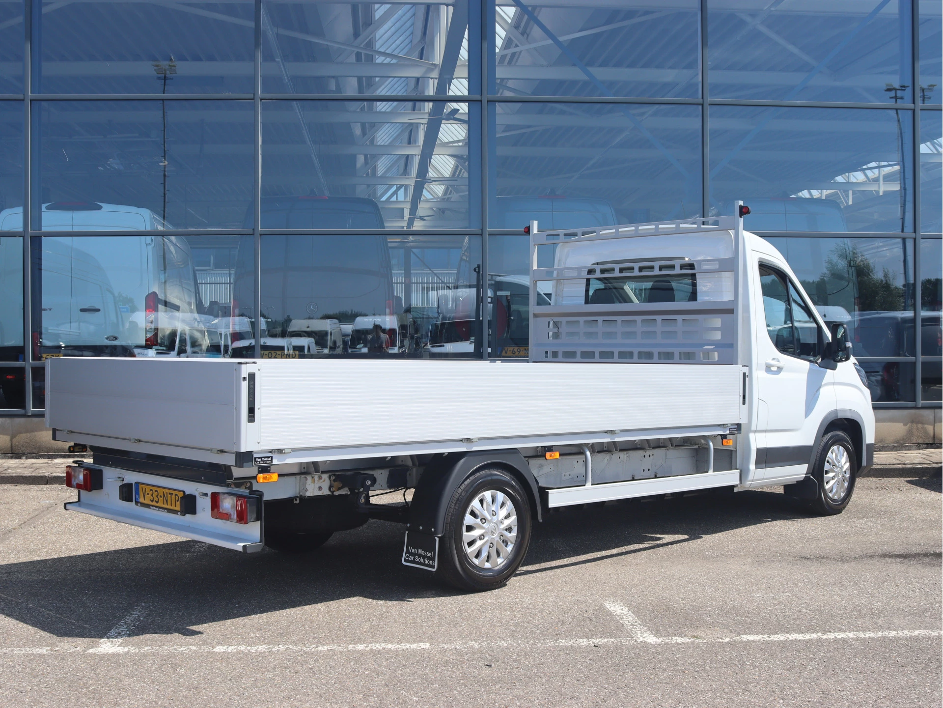 Maxus eDeliver9 – autofoto 4