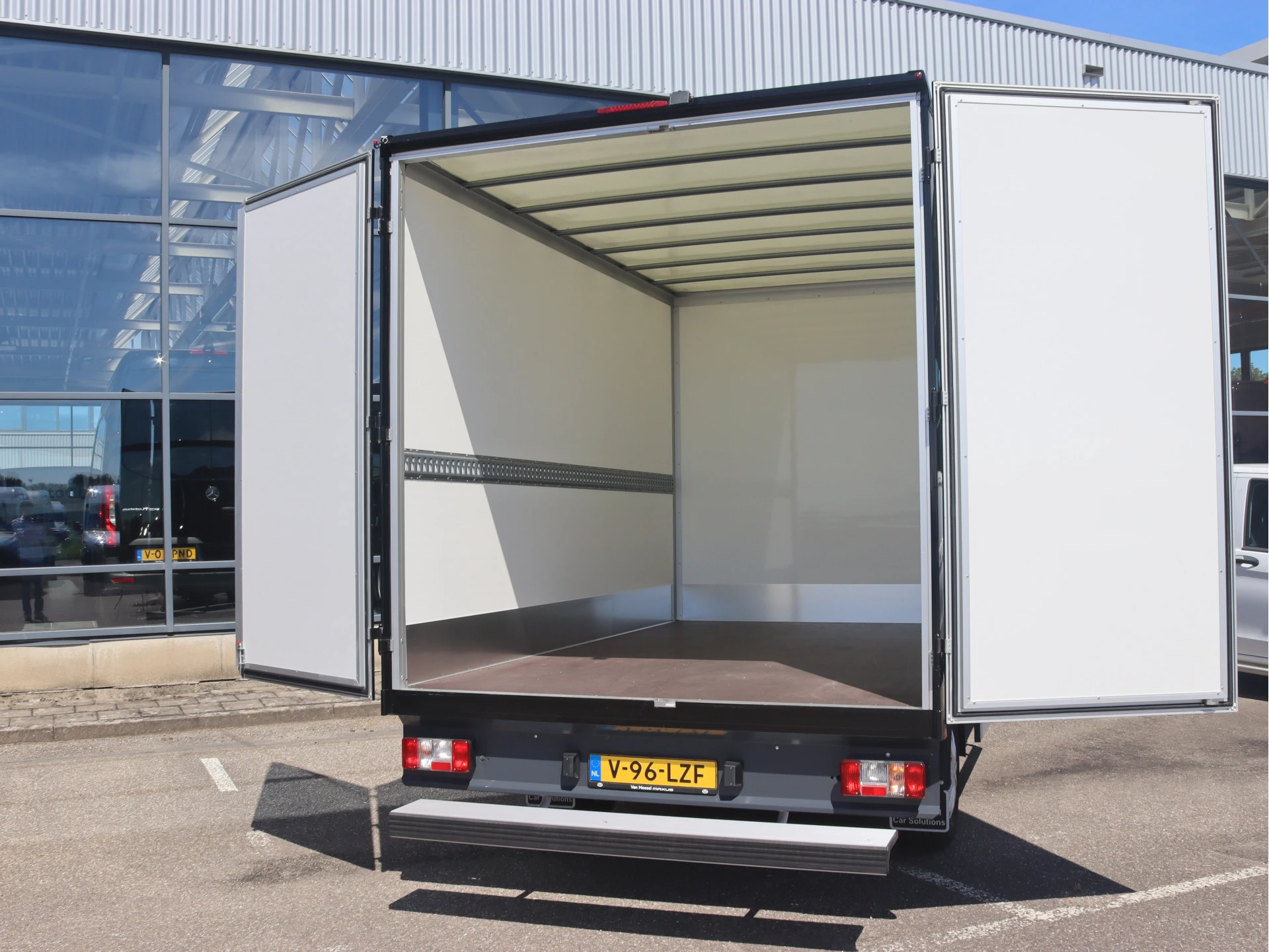 Maxus eDeliver9 – autofoto 5