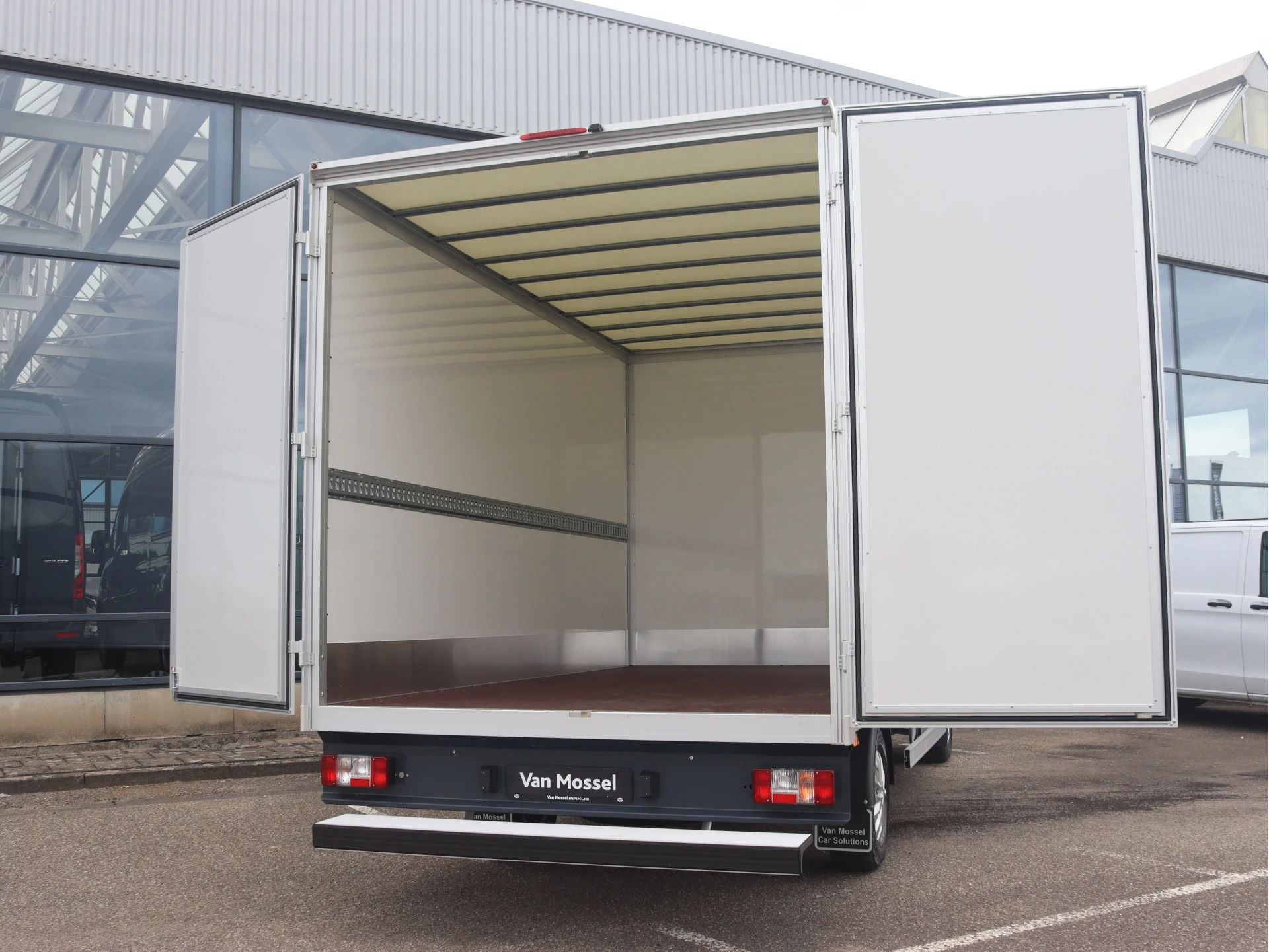 Maxus eDeliver9 – autofoto 5