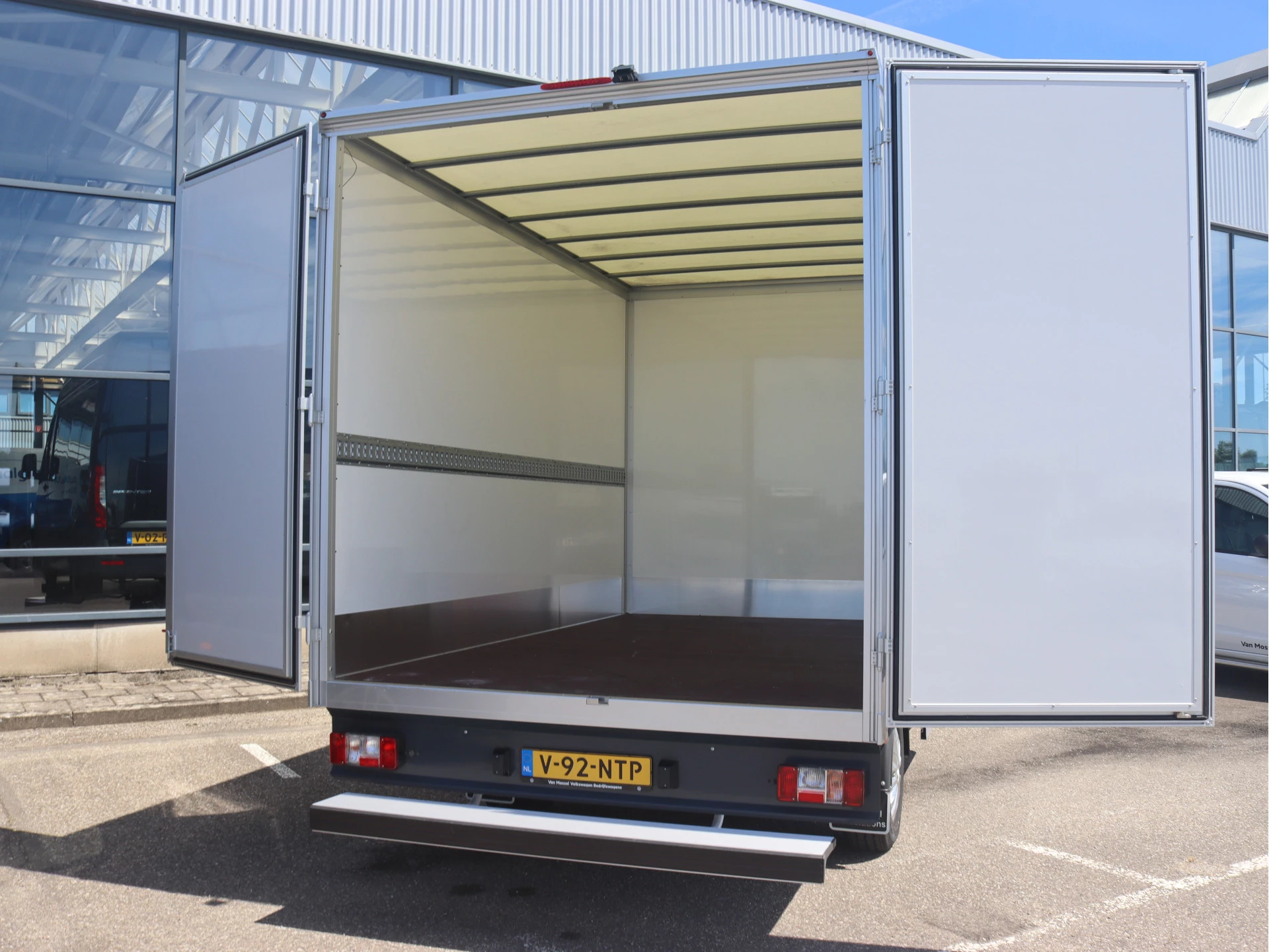 Maxus eDeliver9 – autofoto 5