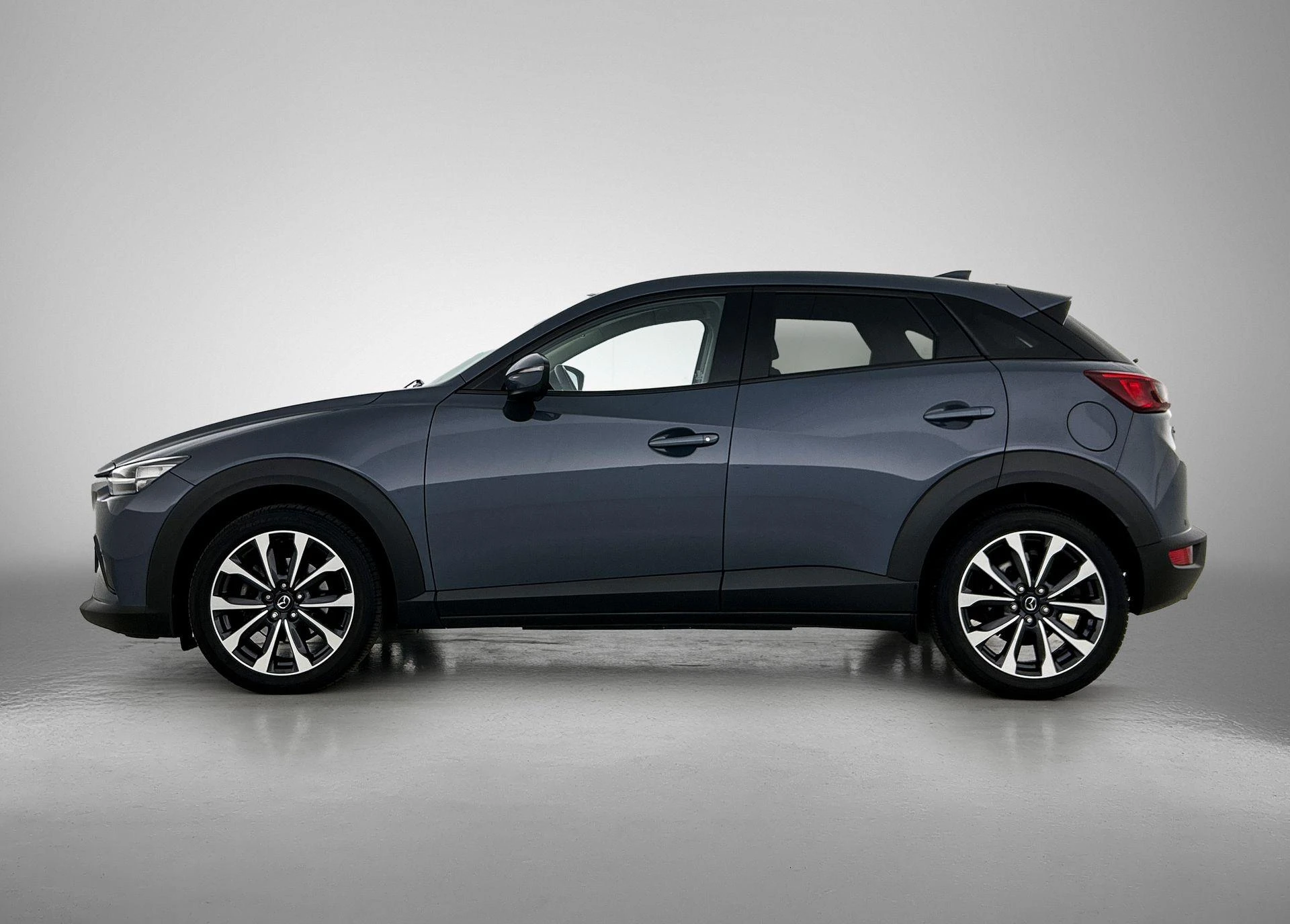 Mazda CX-3 met kenteken L-922-KS – autofoto 4