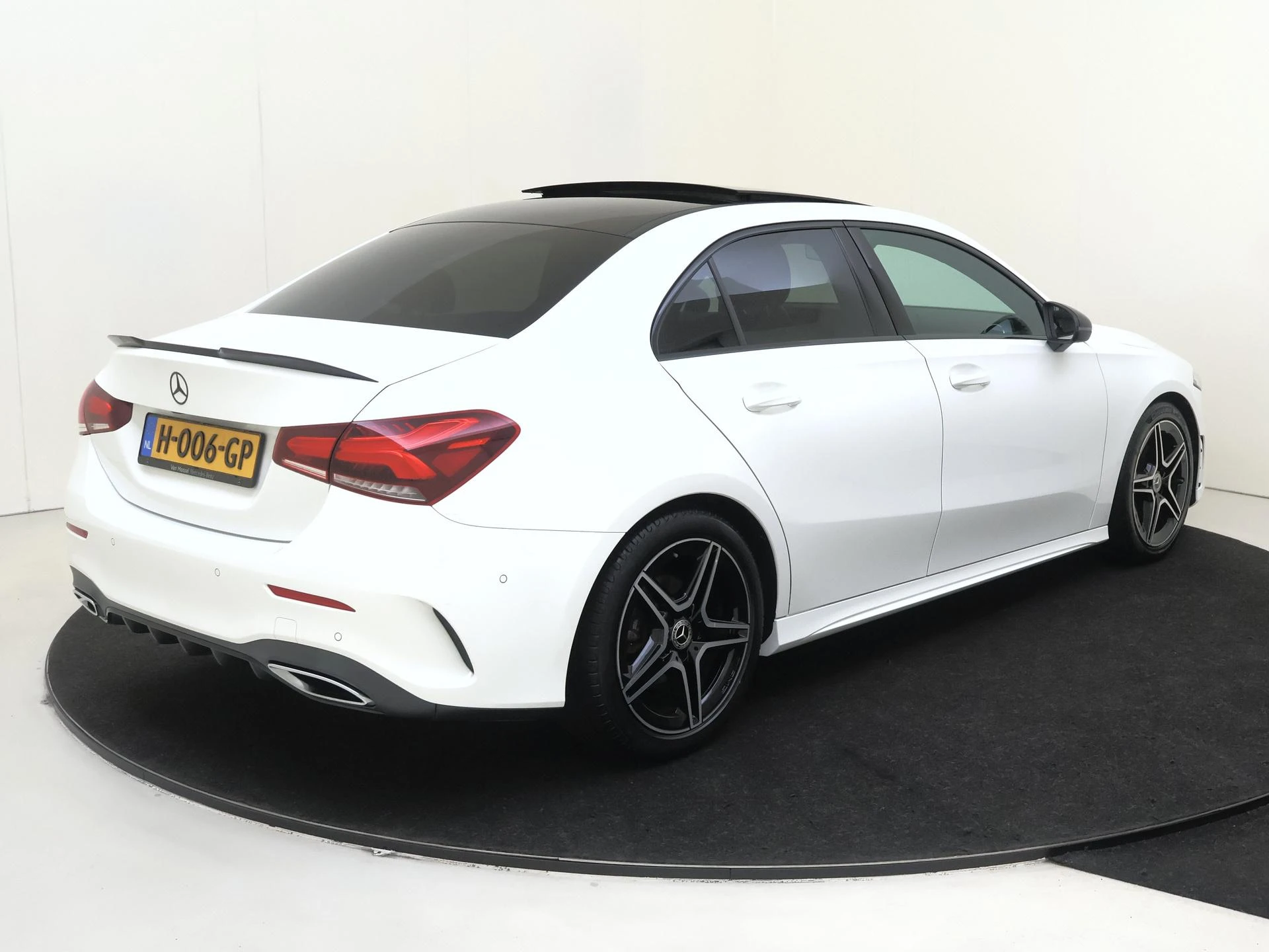 Mercedes-Benz A-Klasse met kenteken H-006-GP – autofoto 5