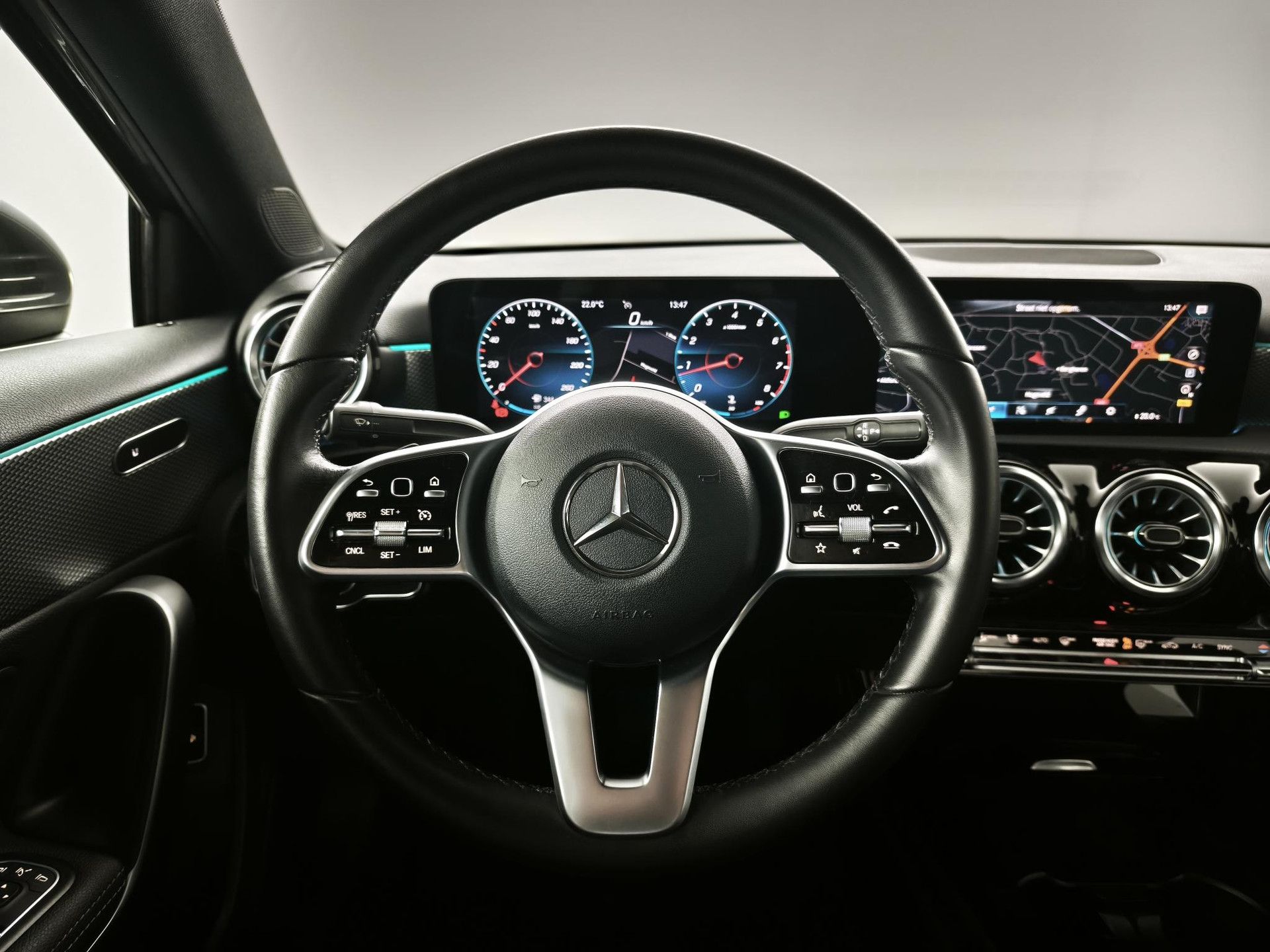 Mercedes-Benz A-Klasse met kenteken K-706-ZP – interieur