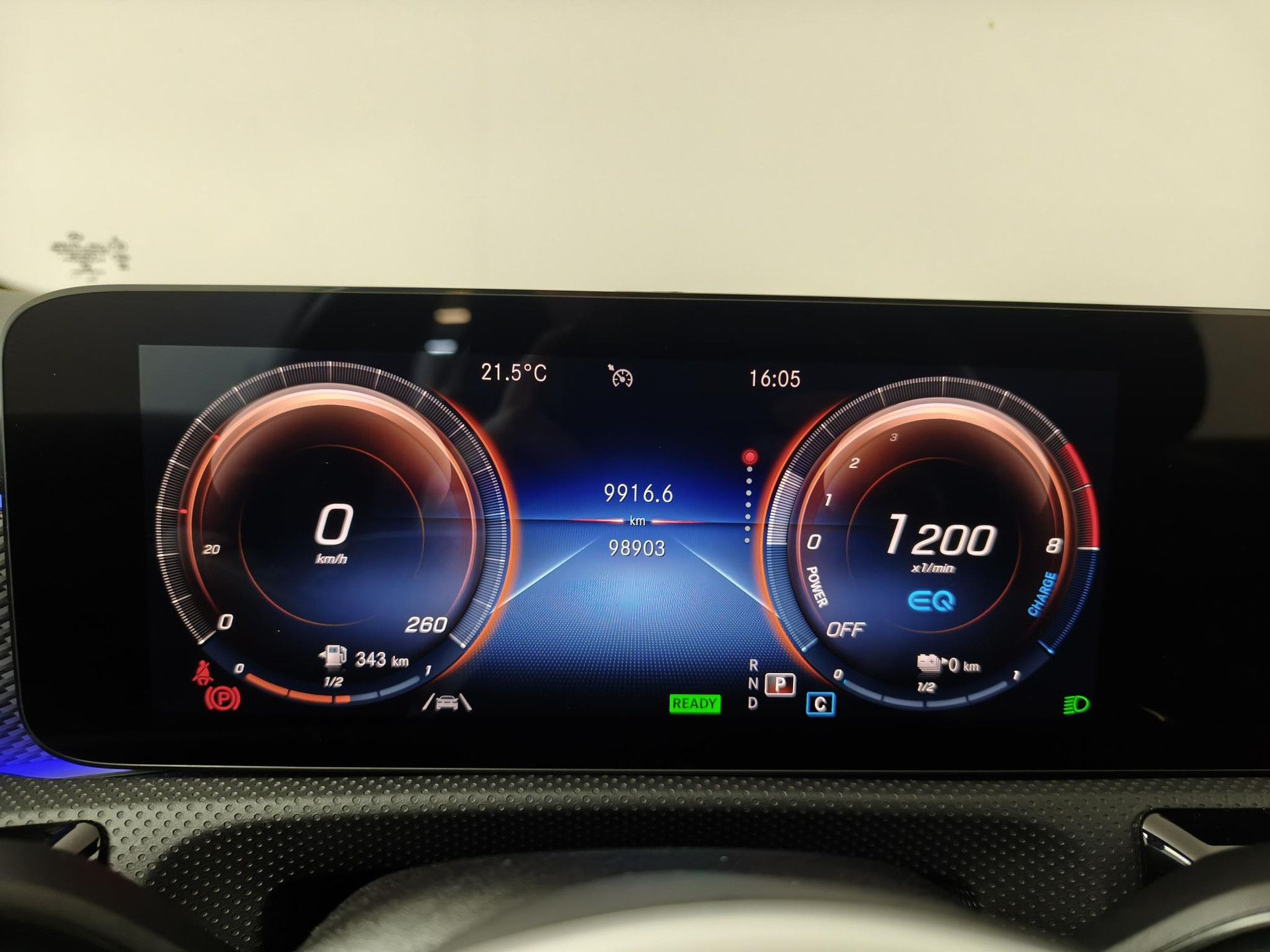 Mercedes-Benz A-Klasse met kenteken P-543-HG – dashboard