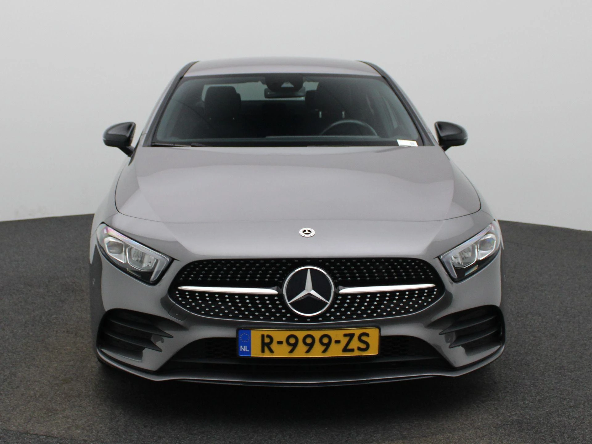 Mercedes-Benz A-Klasse met kenteken R-999-ZS – autofoto 4