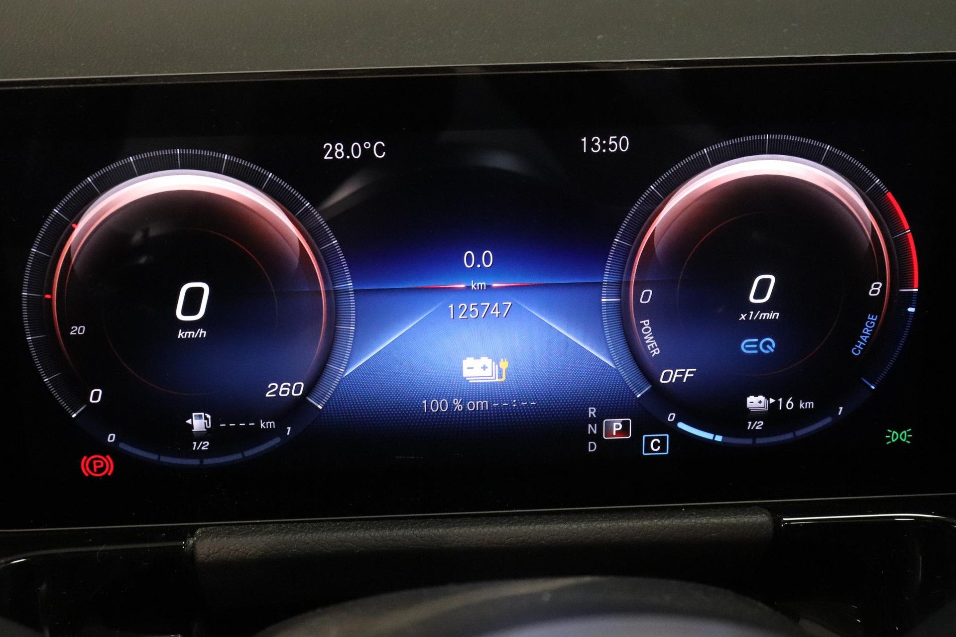 Mercedes-Benz B-Klasse met kenteken K-169-RF – dashboard