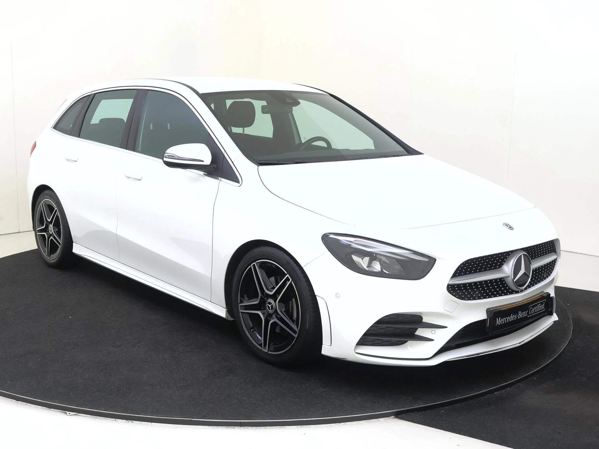 Mercedes-Benz B-Klasse met kenteken L-296-FN – autofoto 5