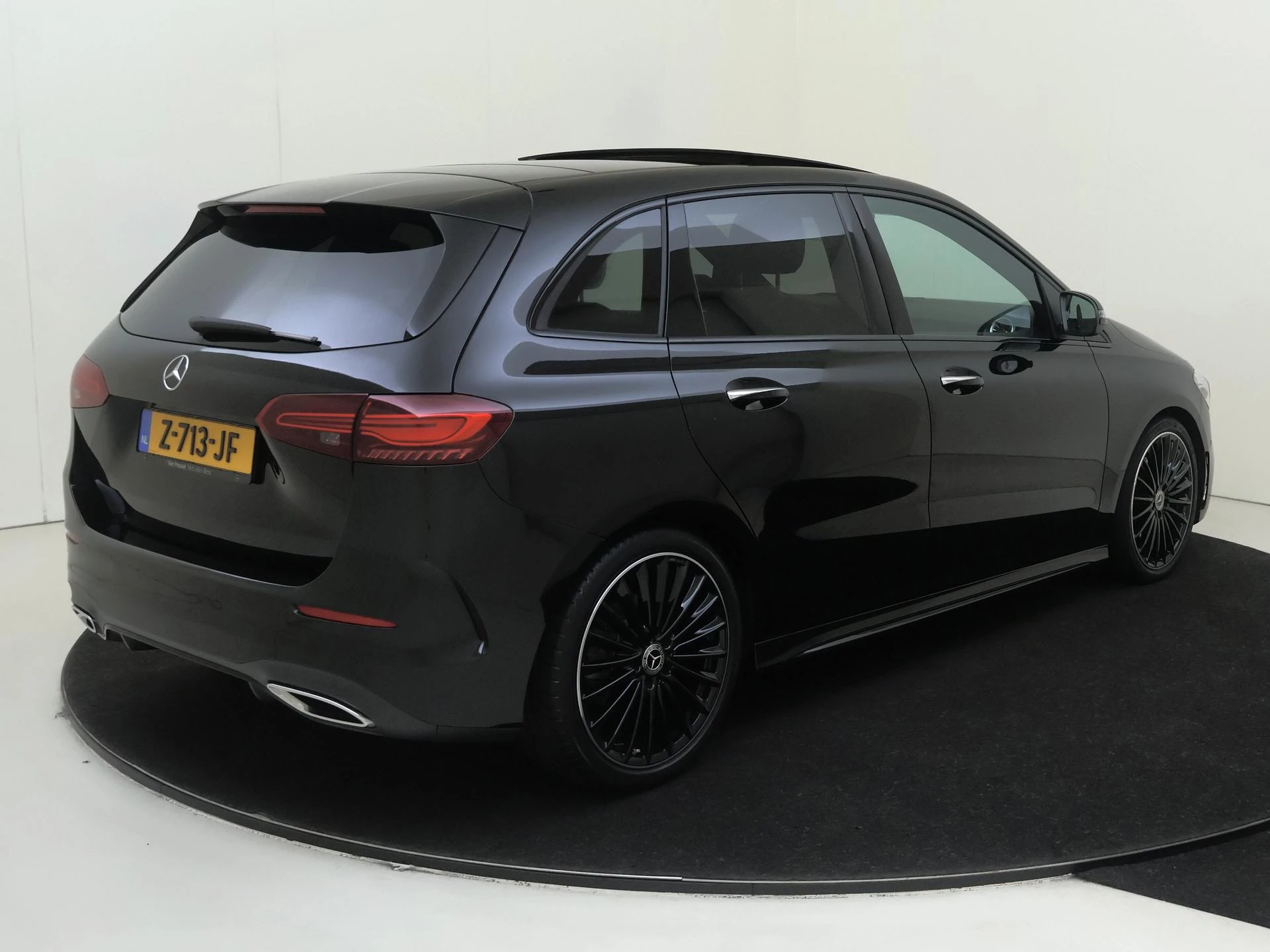 Mercedes-Benz B-Klasse met kenteken Z-713-JF – autofoto 3