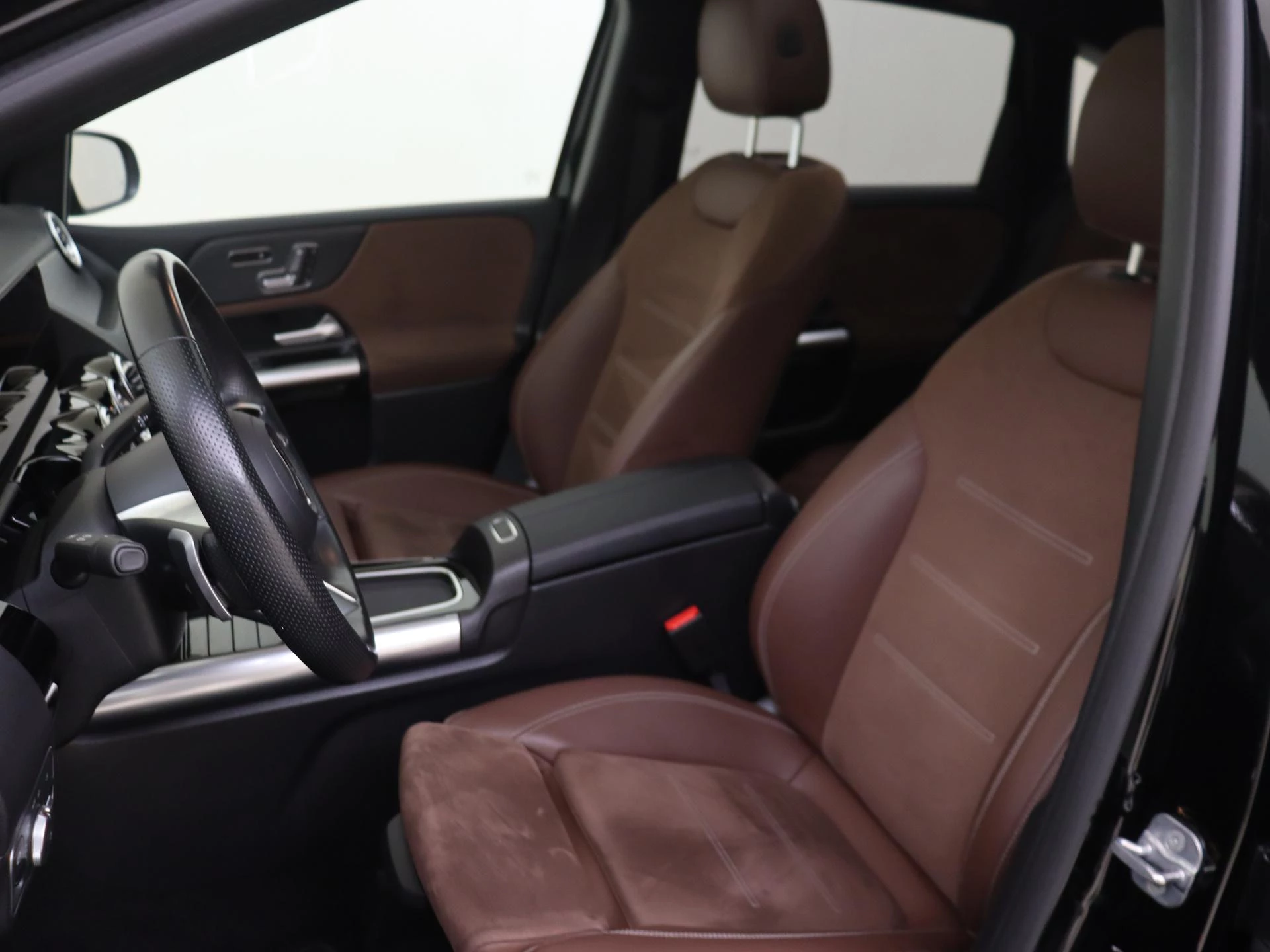 Mercedes-Benz B-Klasse met kenteken Z-713-JF – autofoto 4