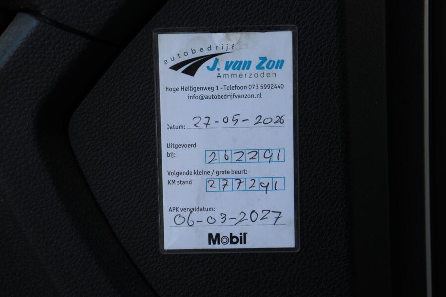 Mercedes-Benz C-Klasse met kenteken 59-ZG-KH – detailfoto