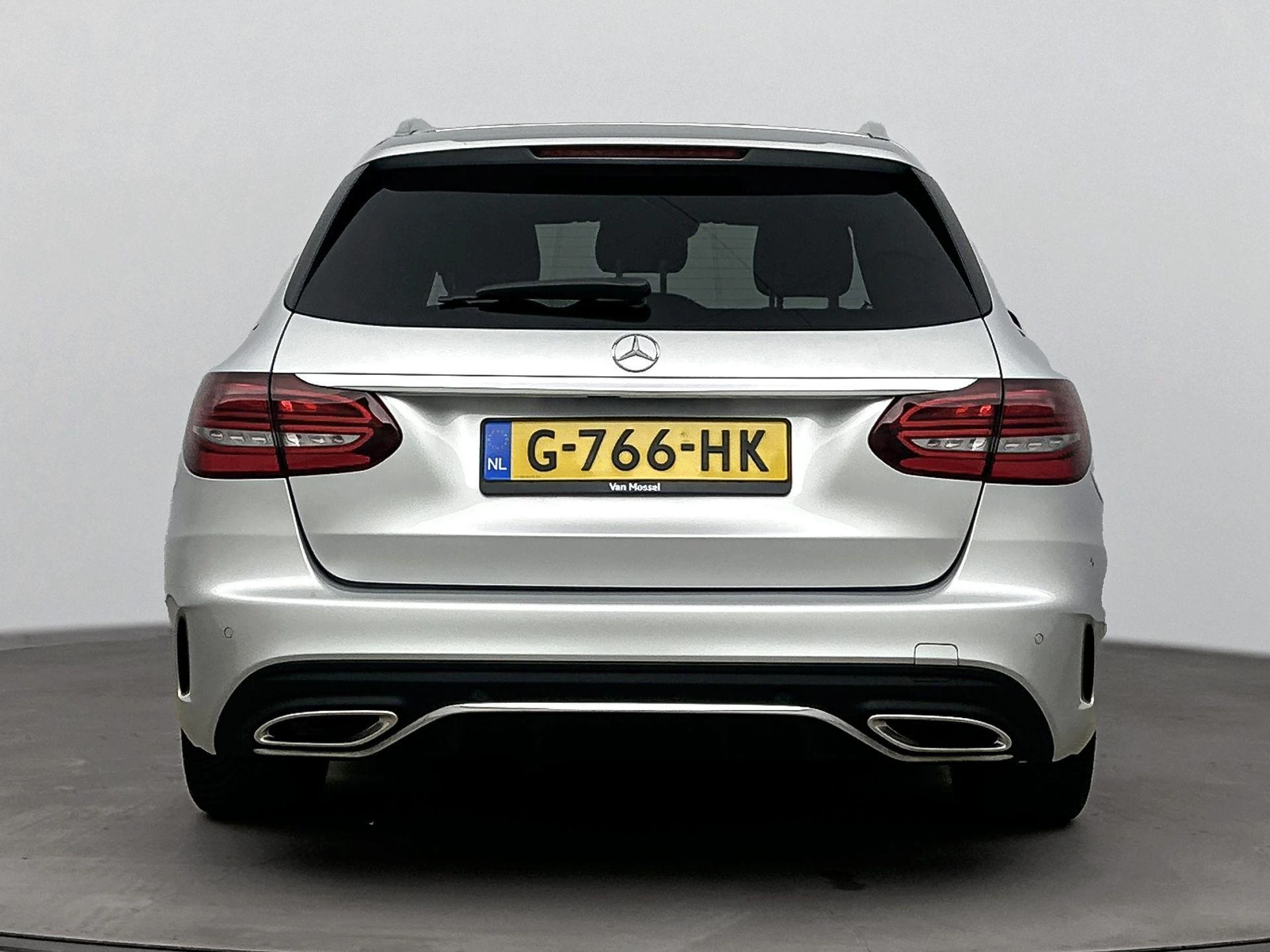 Mercedes-Benz C-Klasse met kenteken 81100 – autofoto 5
