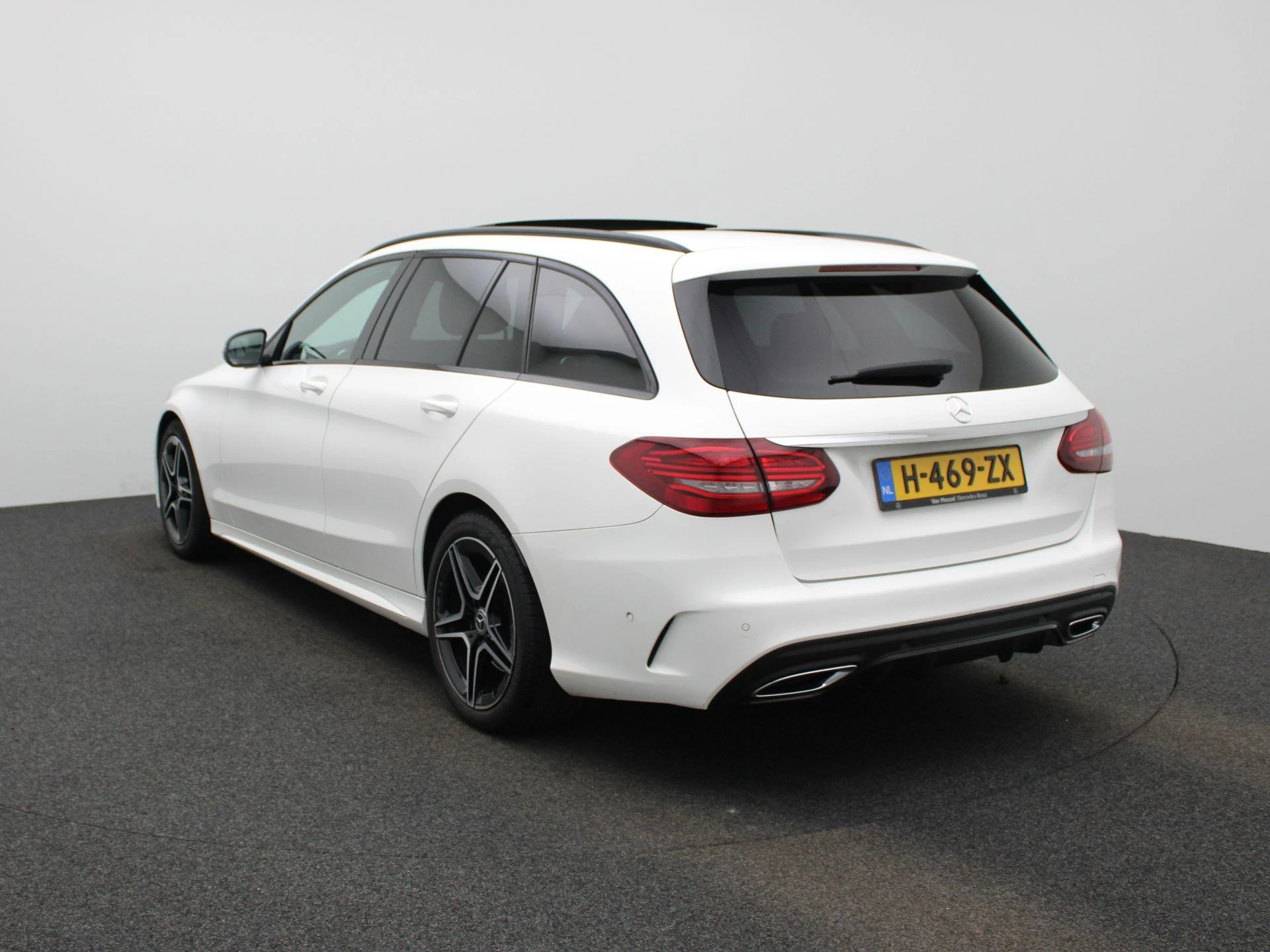Mercedes-Benz C-Klasse met kenteken H-469-ZX – autofoto 3