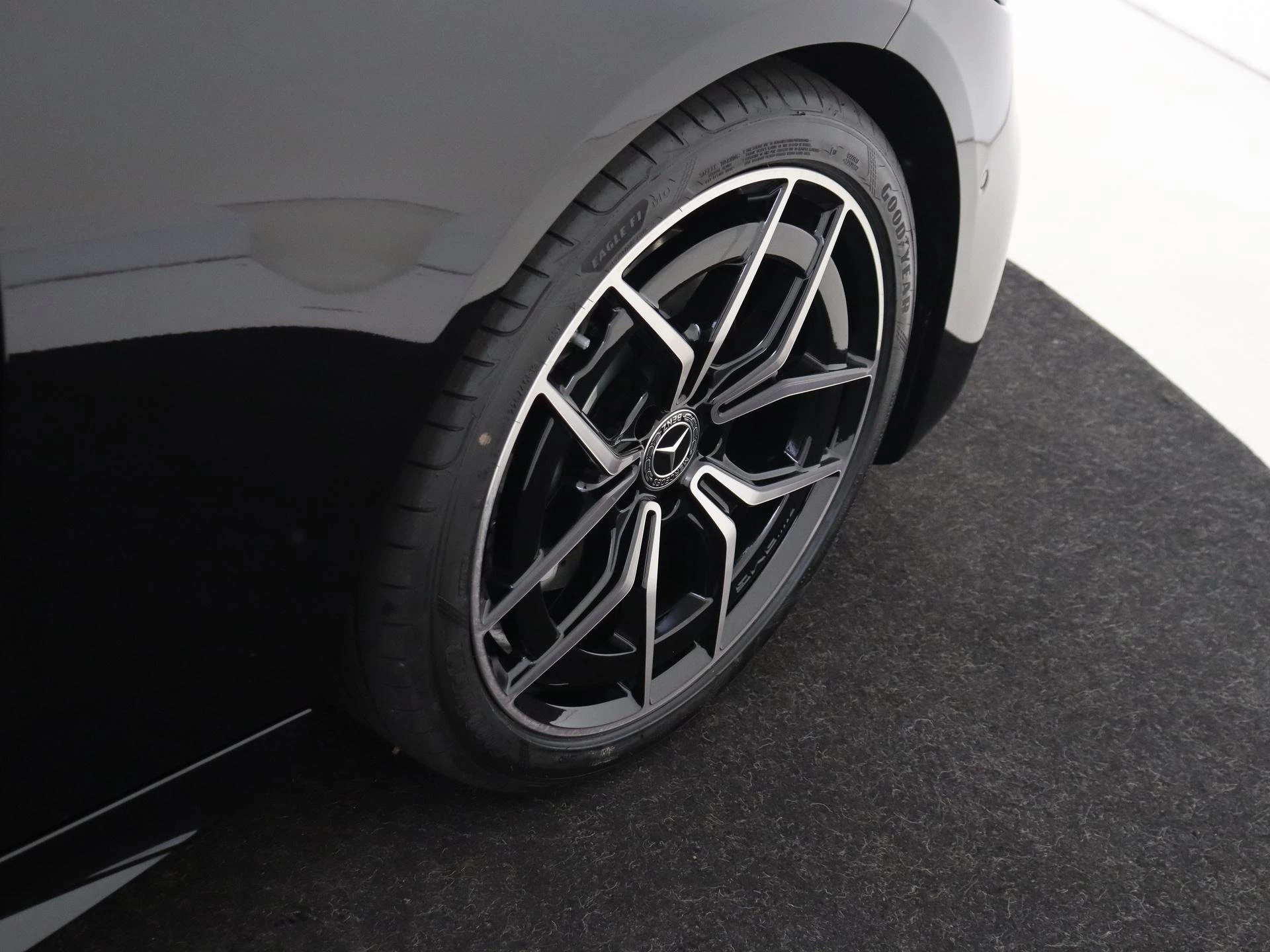 Mercedes-Benz C-Klasse met kenteken JGX-50-T – autofoto 5