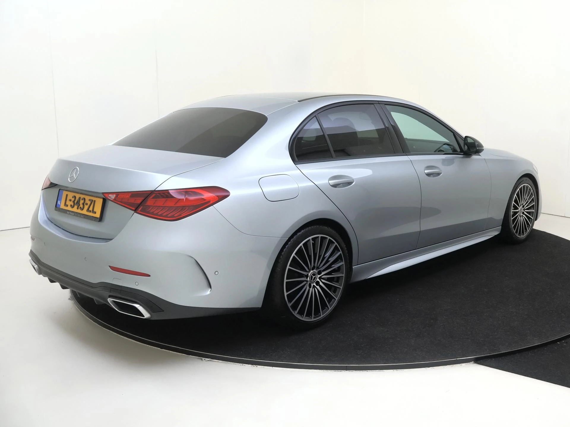 Mercedes-Benz C-Klasse met kenteken L-343-ZL – autofoto 5