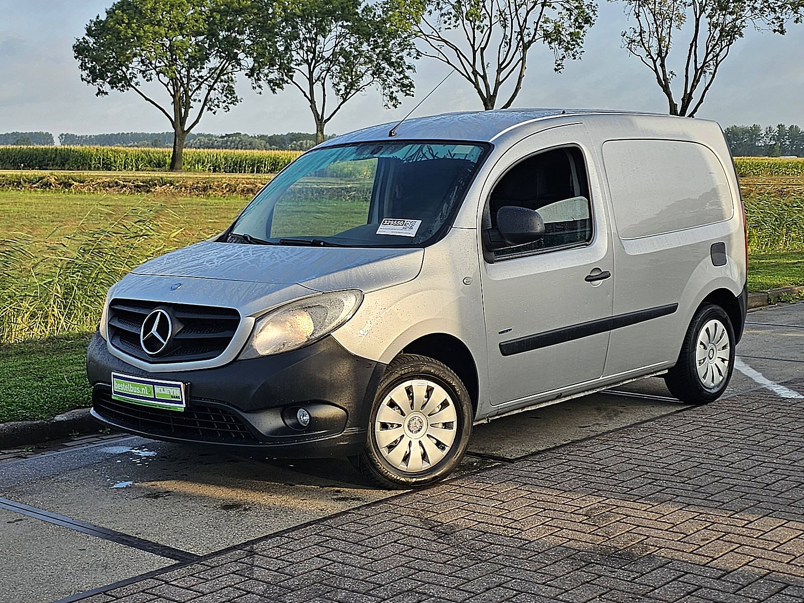 Mercedes-Benz Citan – achteraanzicht