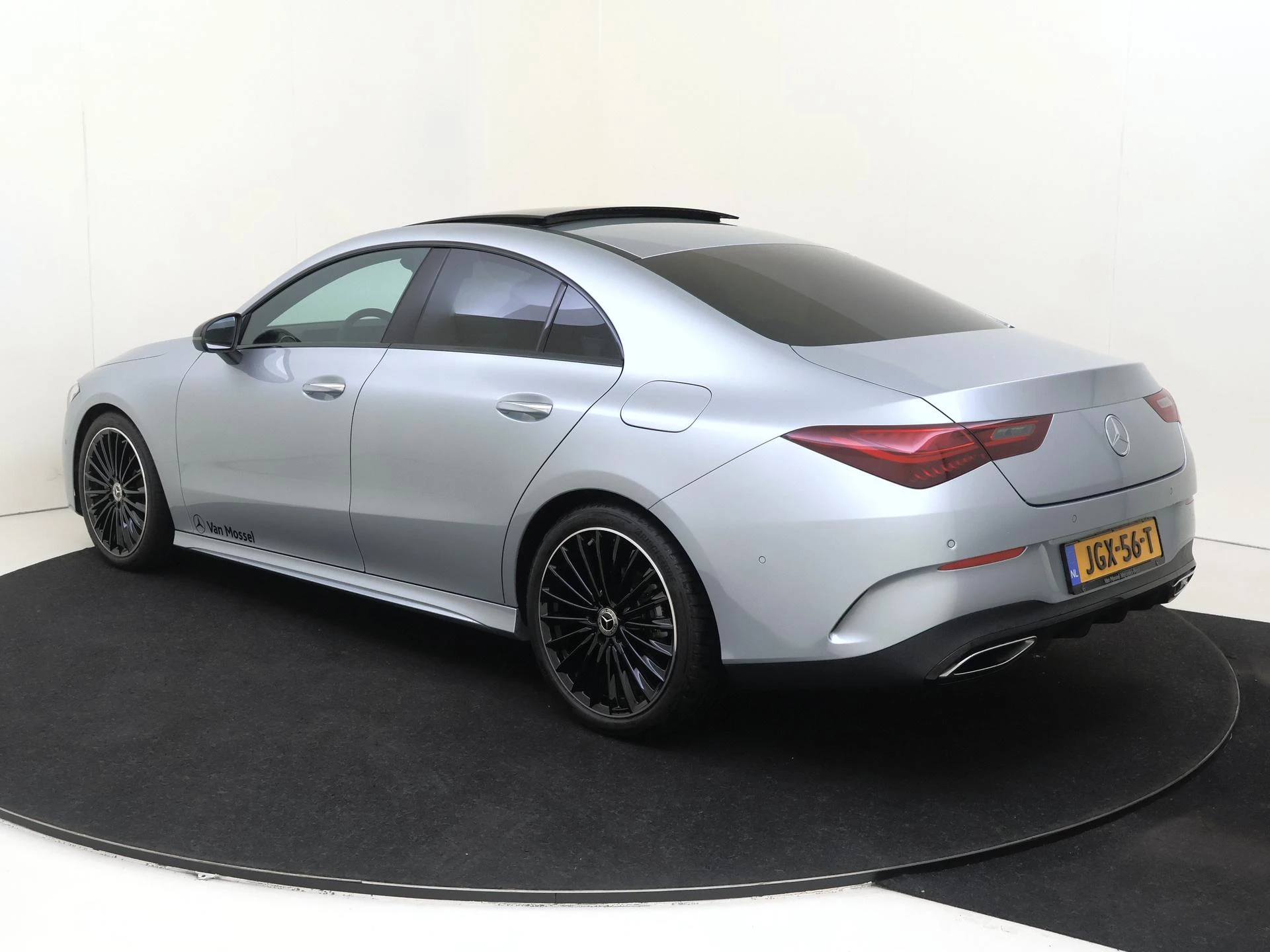 Mercedes-Benz CLA met kenteken JGX-56-T – autofoto 4
