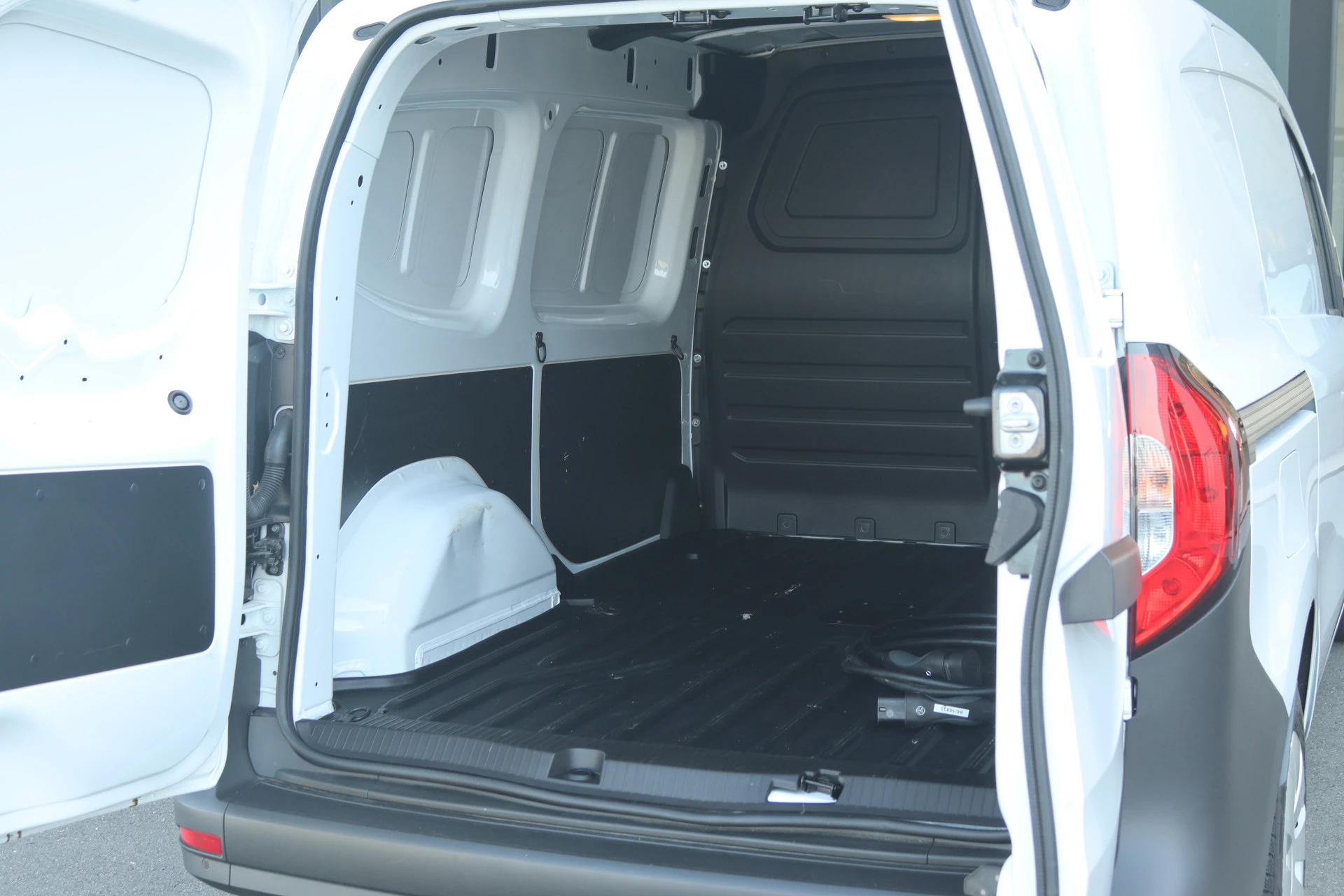 Mercedes-Benz eCitan – autofoto 5