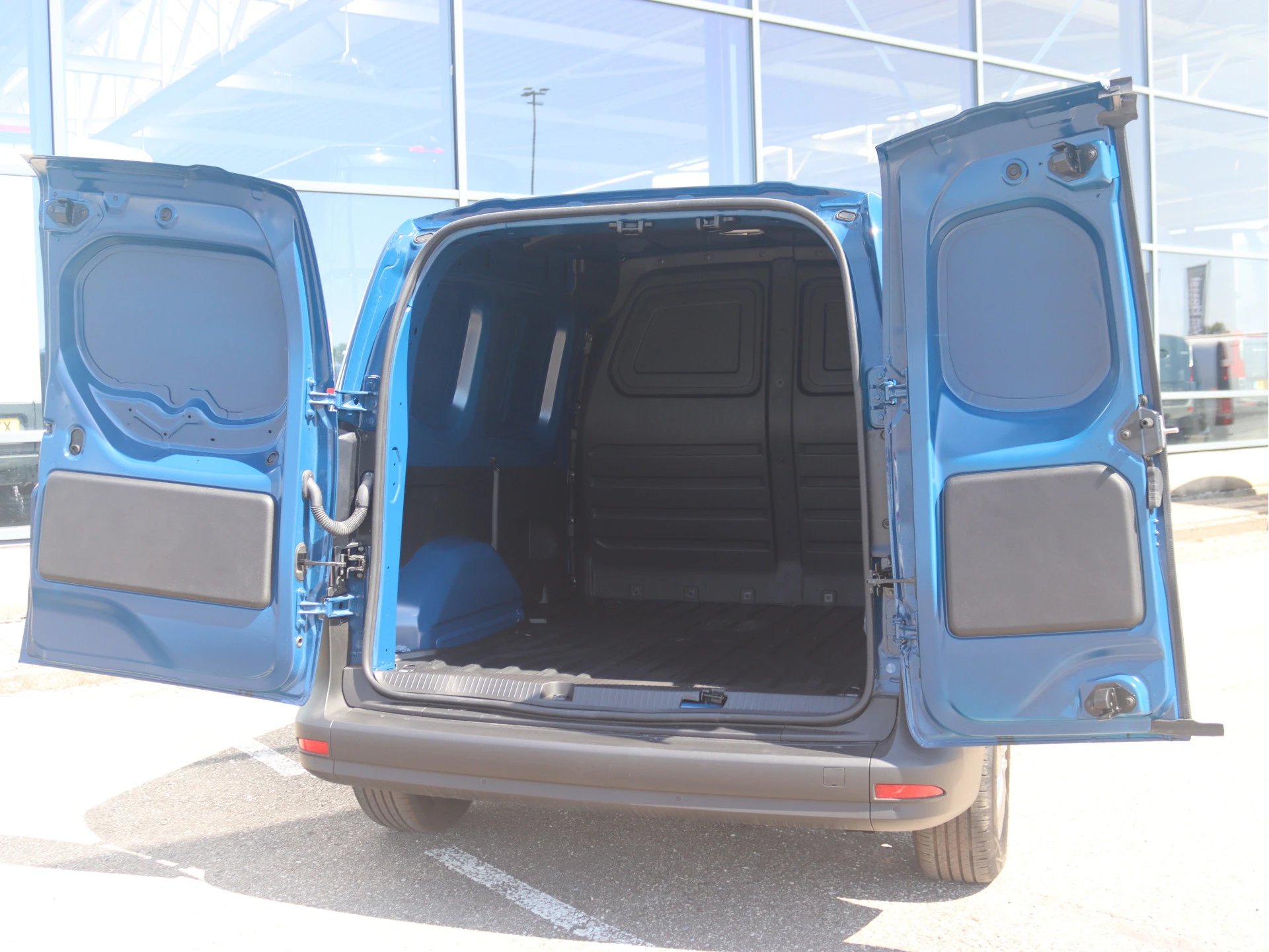 Mercedes-Benz eCitan – autofoto 5