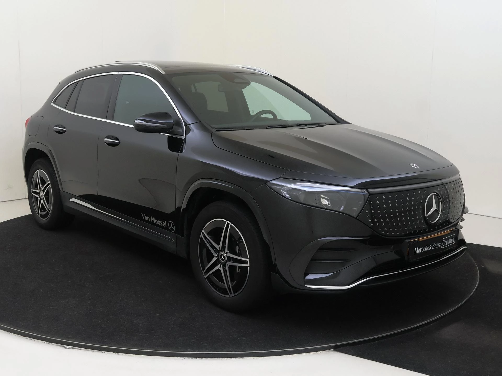 Mercedes-Benz EQA – autofoto 3