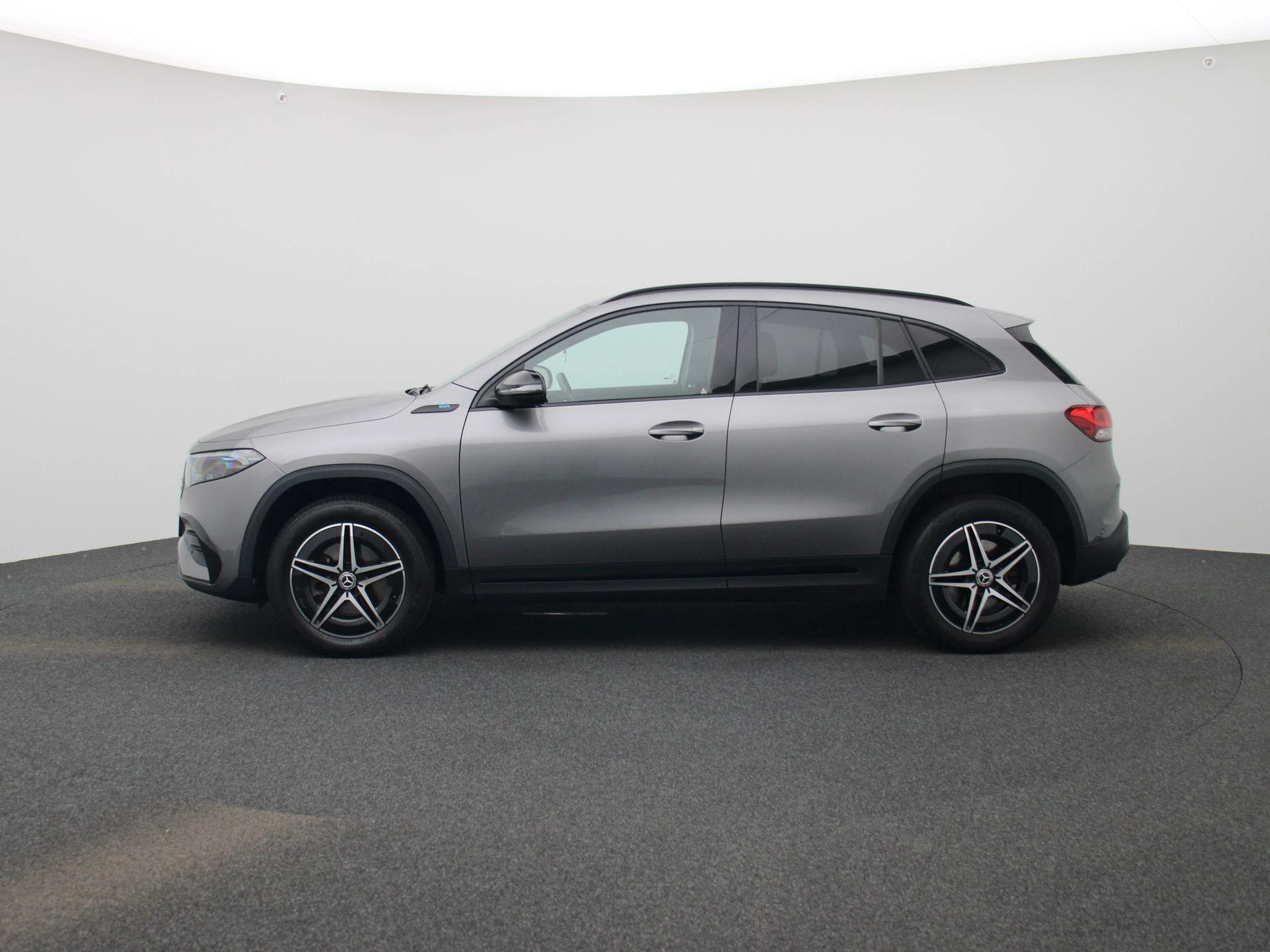 Mercedes-Benz EQA – autofoto 5