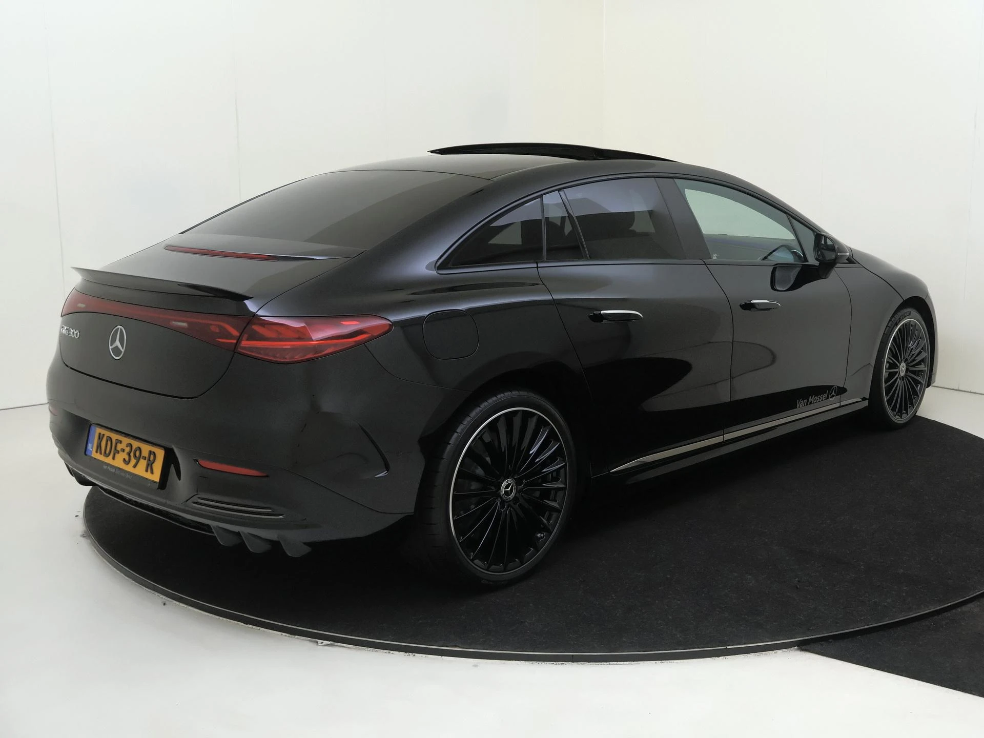 Mercedes-Benz EQE – autofoto 5
