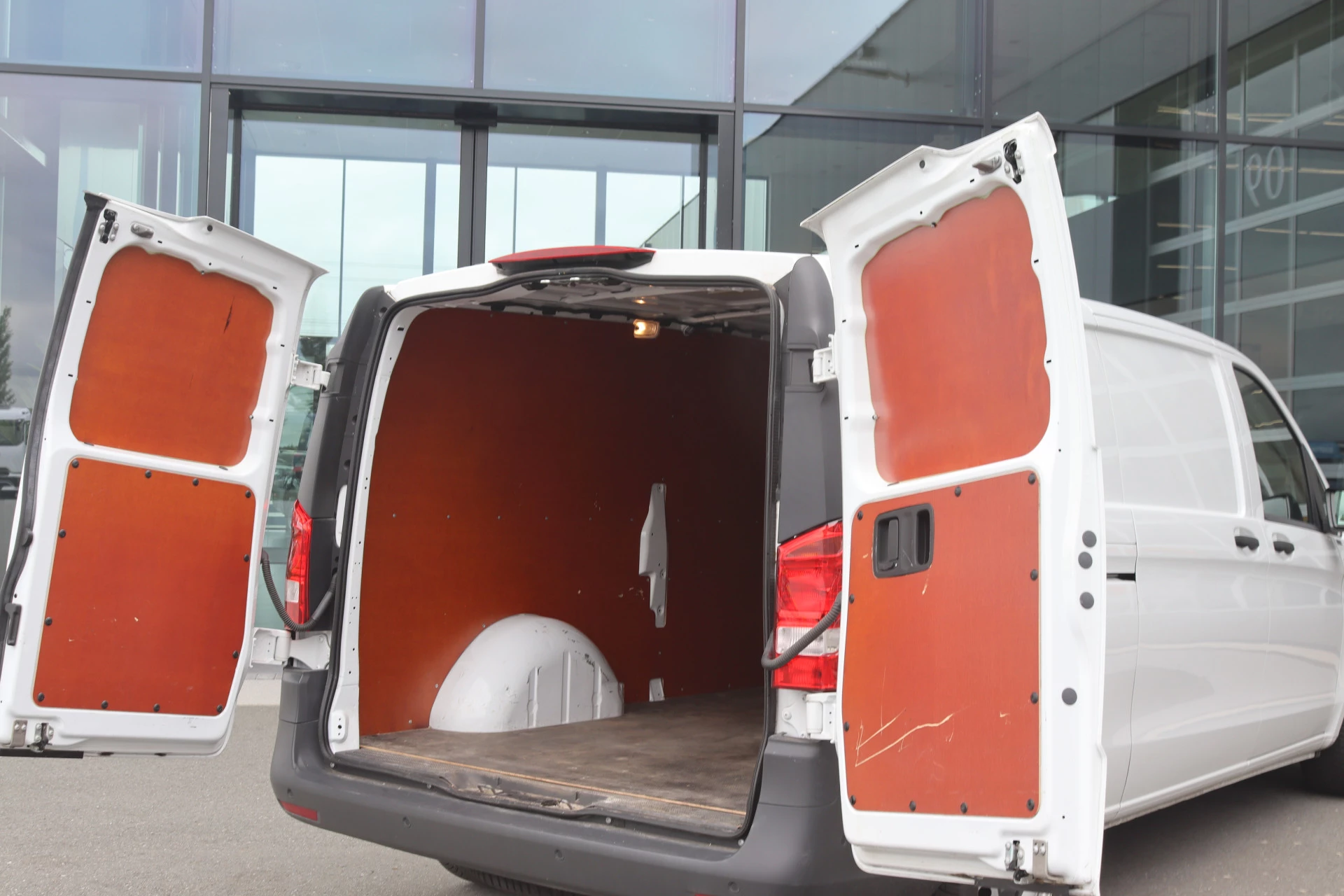 Mercedes-Benz eVito – autofoto 5