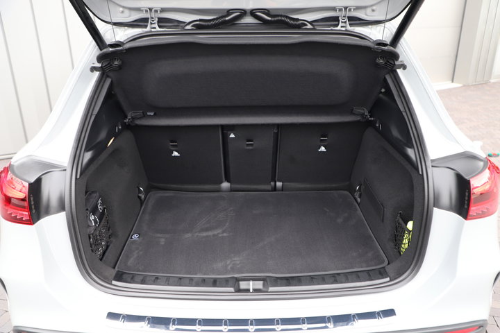 Mercedes-Benz GLA – interieur