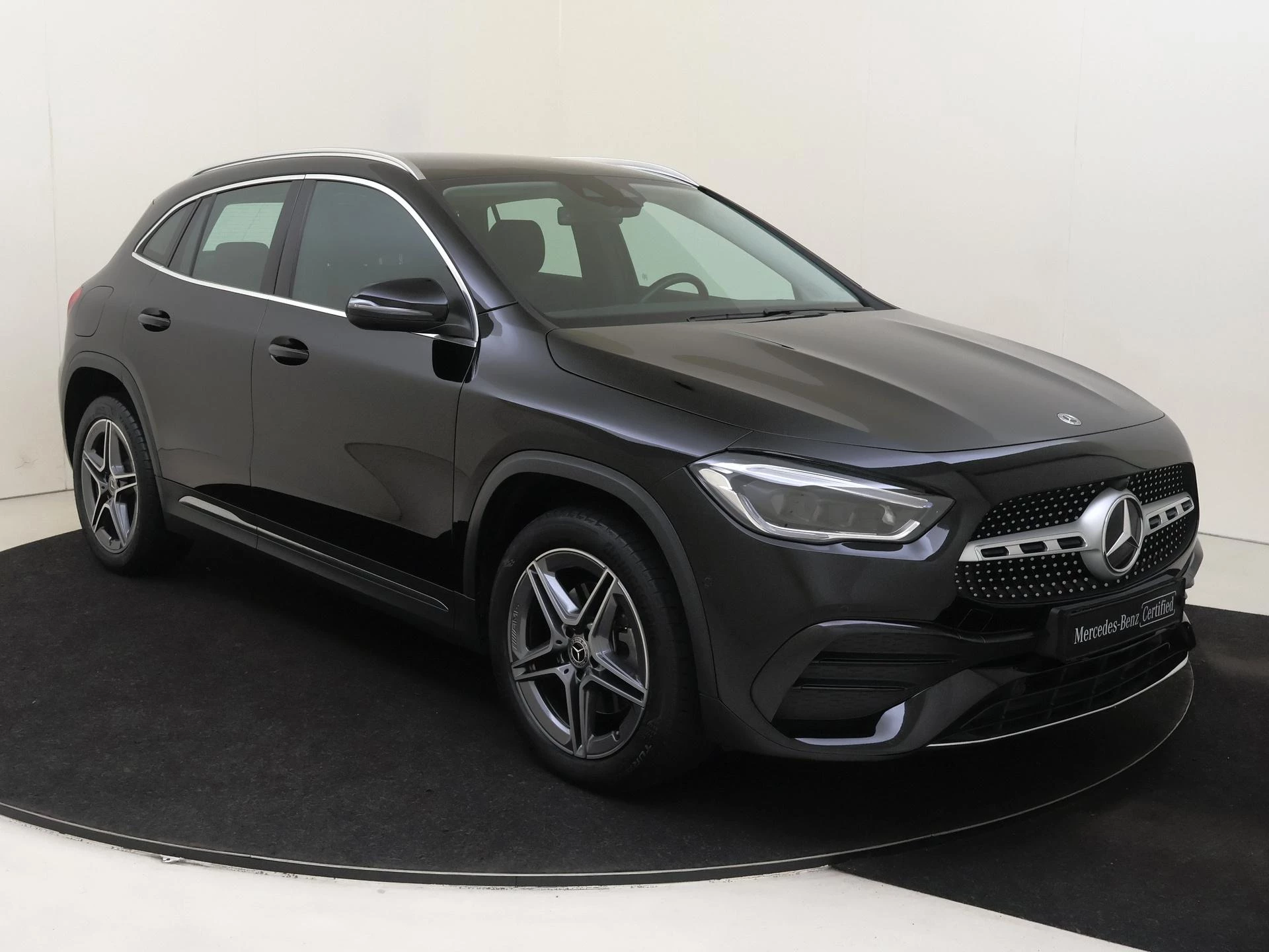 Mercedes-Benz GLA met kenteken 13100 – autofoto 3