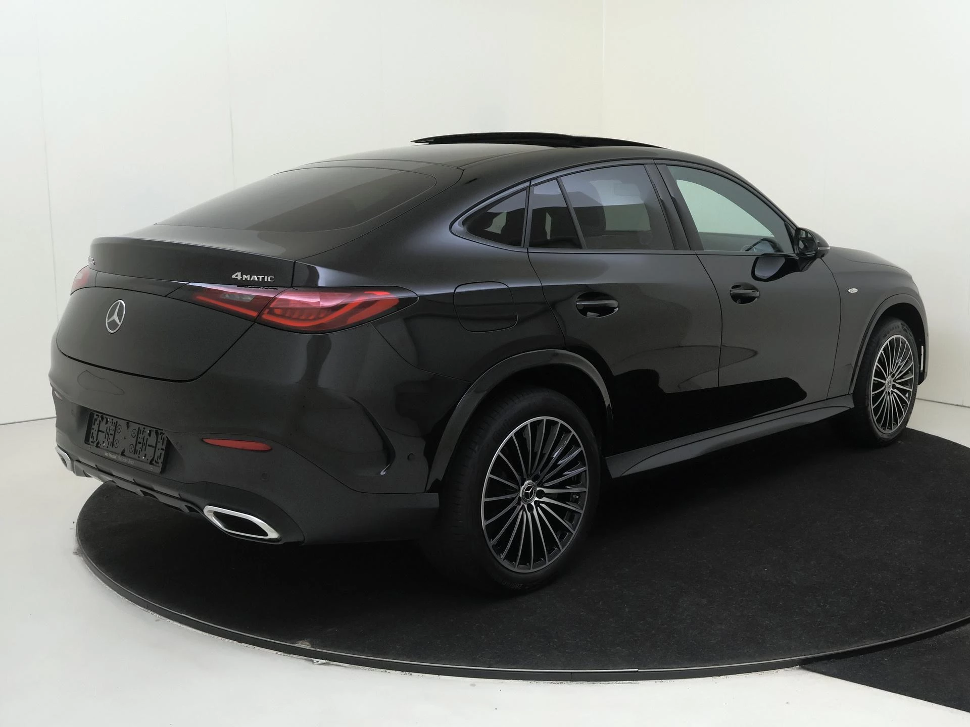 Mercedes-Benz GLC met kenteken 06100 – autofoto 3