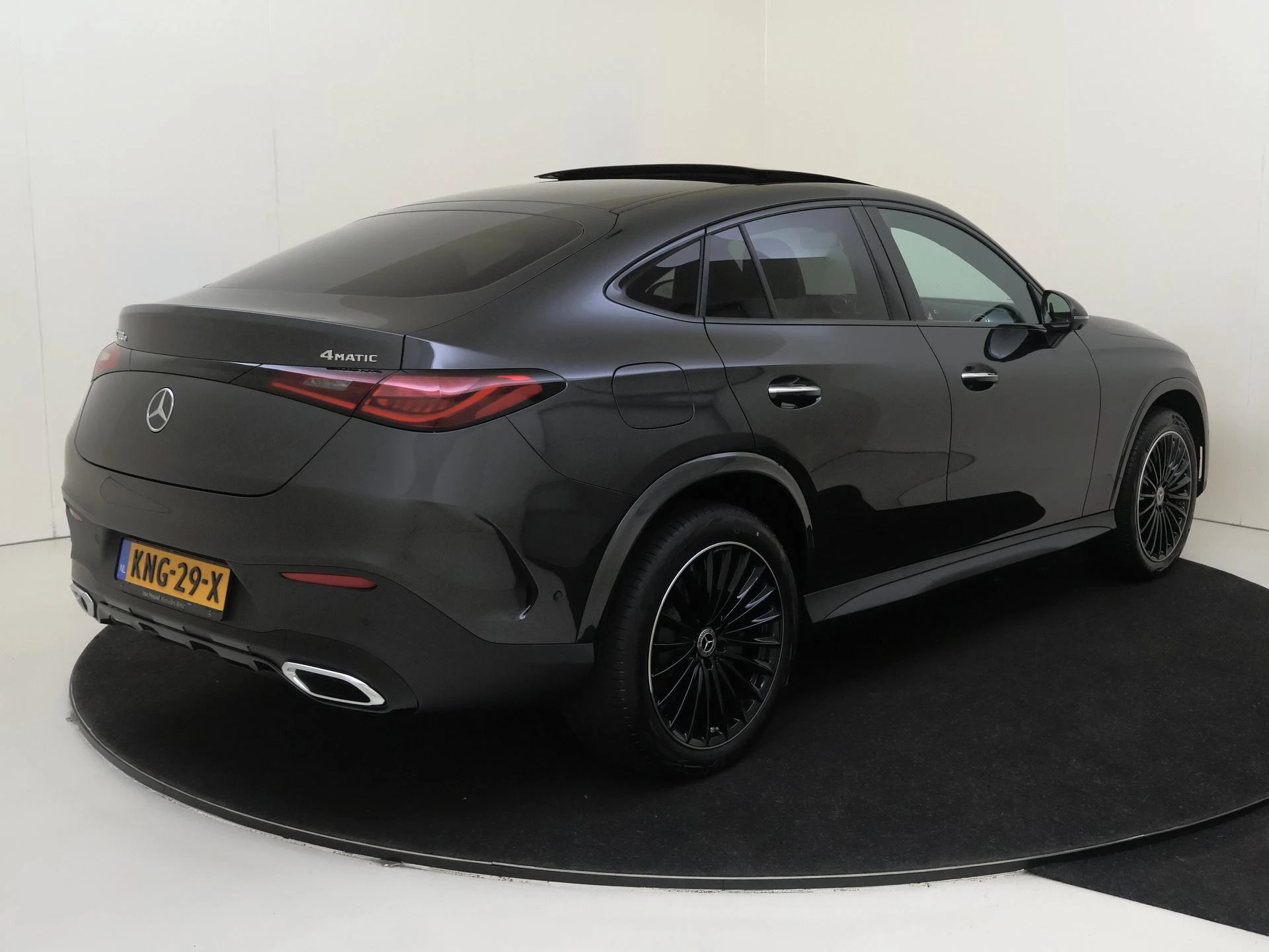 Mercedes-Benz GLC met kenteken 23100 – autofoto 5
