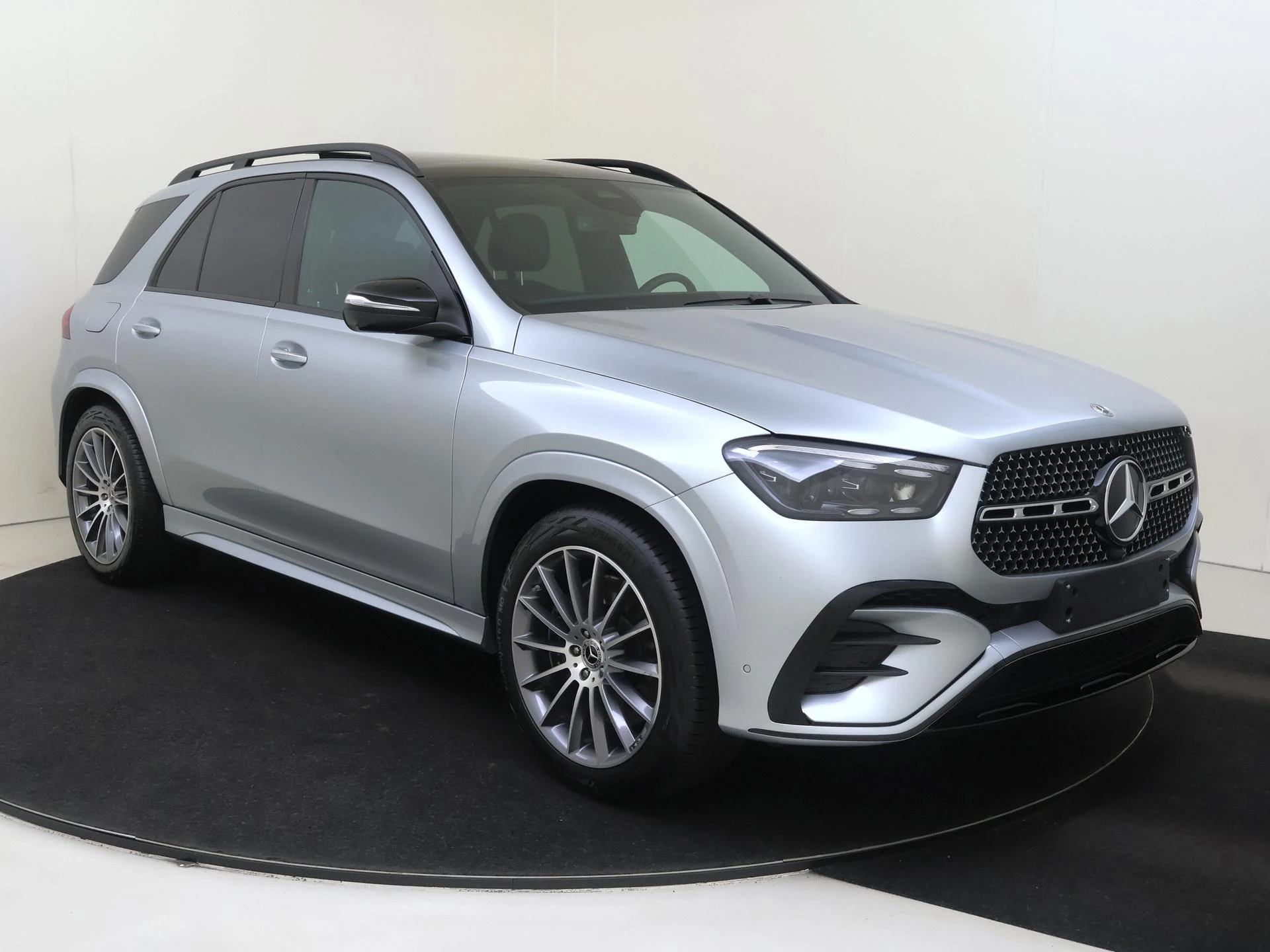 Mercedes-Benz GLE met kenteken 09100 – autofoto 3