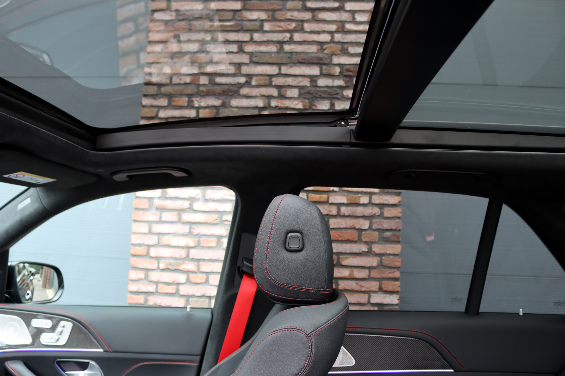 Mercedes-Benz GLE – dashboard