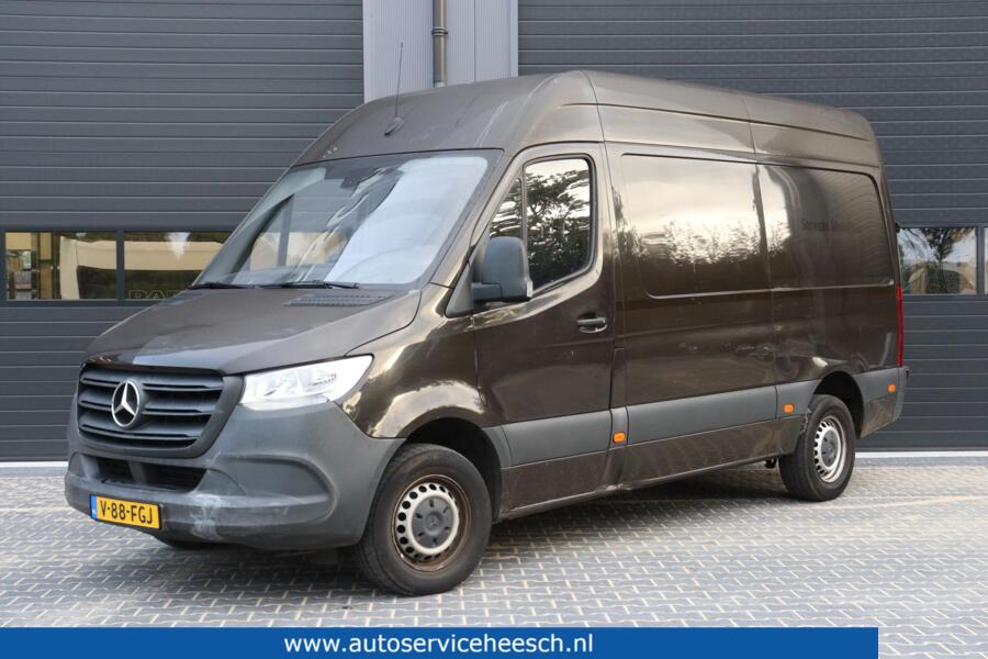 Mercedes-Benz Sprinter financial lease – kenteken V-88-FGJ